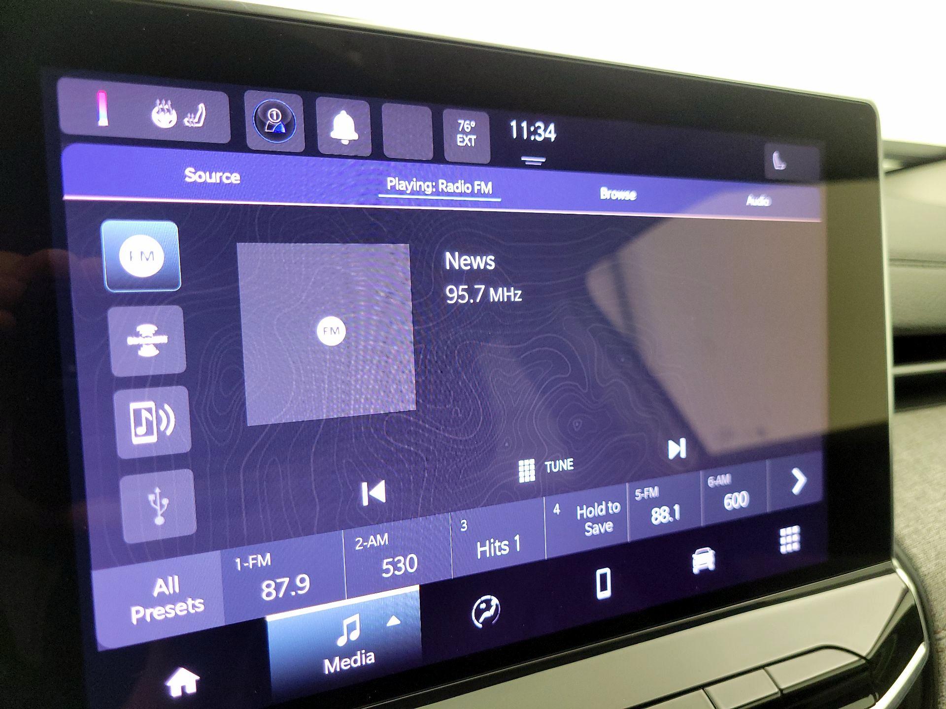 Thumbnail: 2022 Jeep Compass - 15
