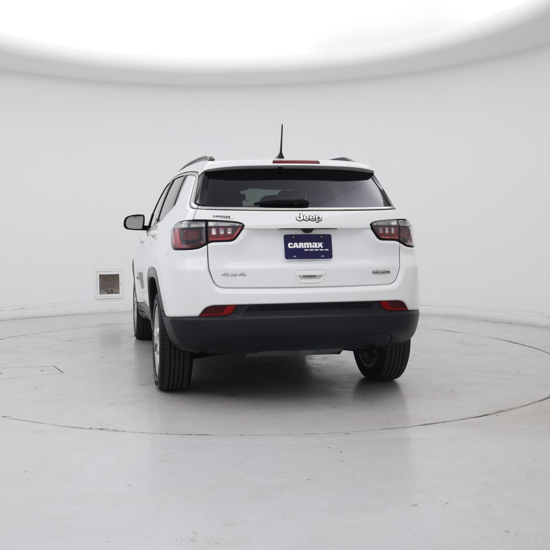 Thumbnail: 2022 Jeep Compass - 6