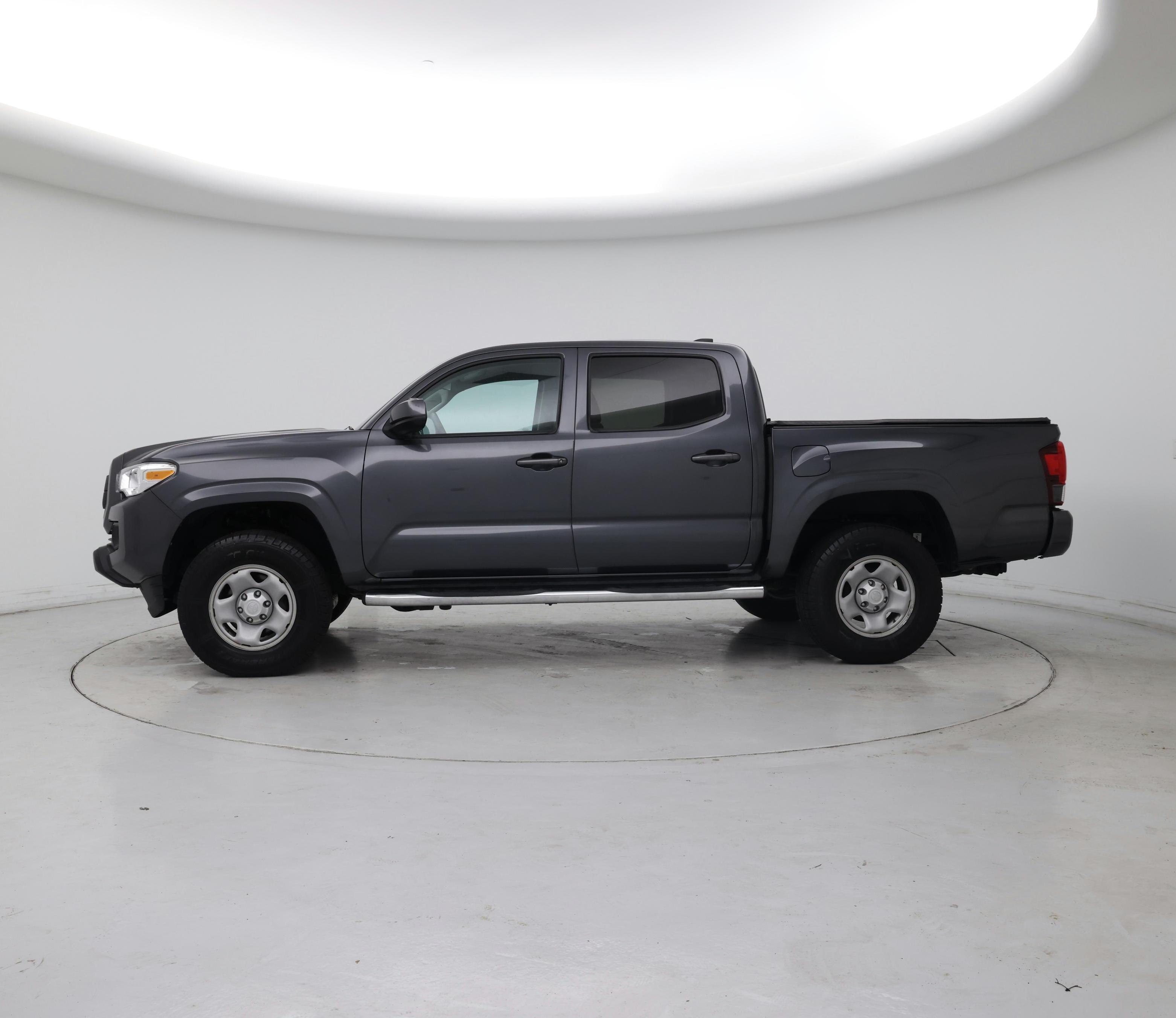 Thumbnail: 2022 Toyota Tacoma - 3