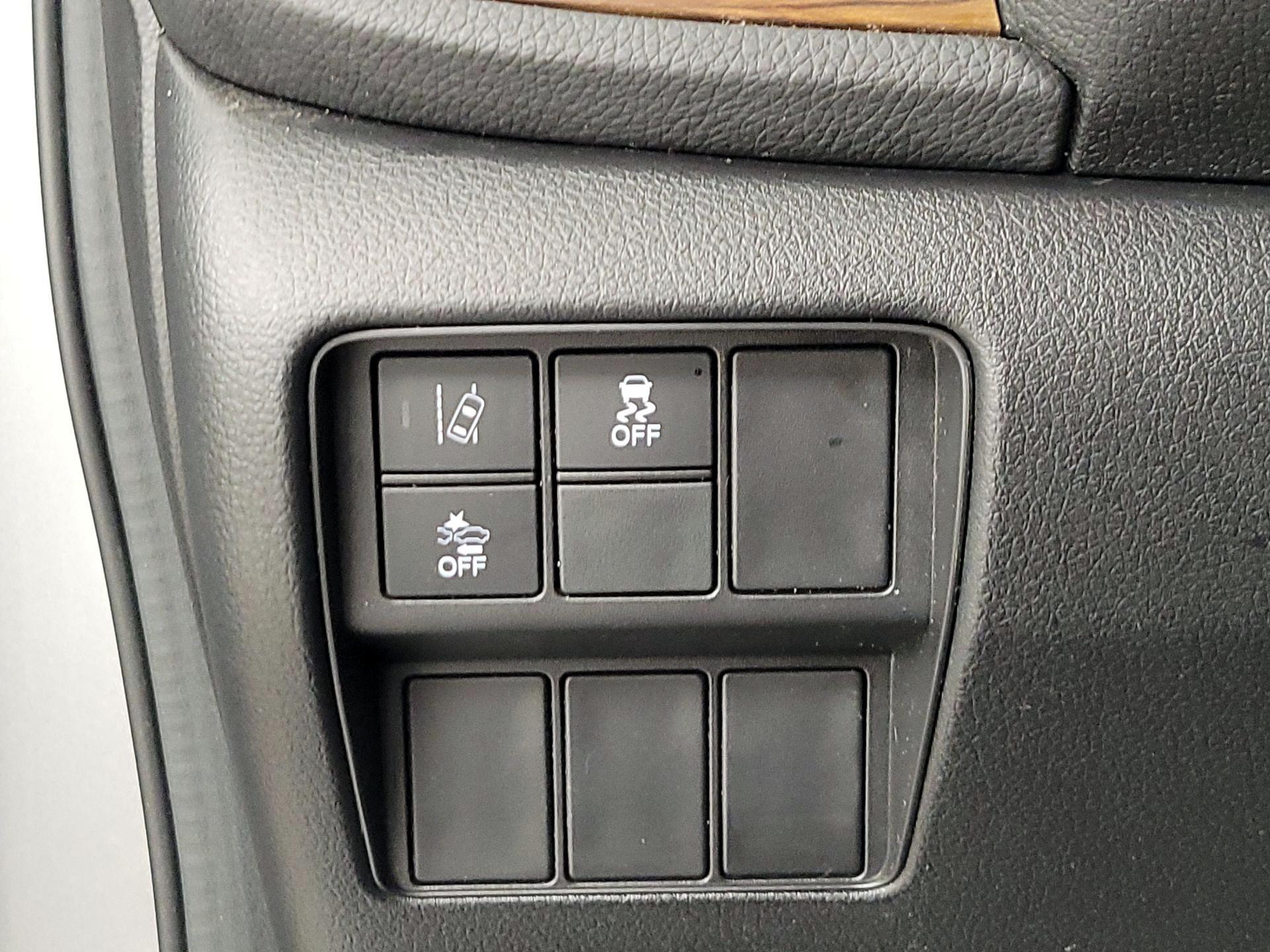 Thumbnail: 2018 Honda CR-V - 13