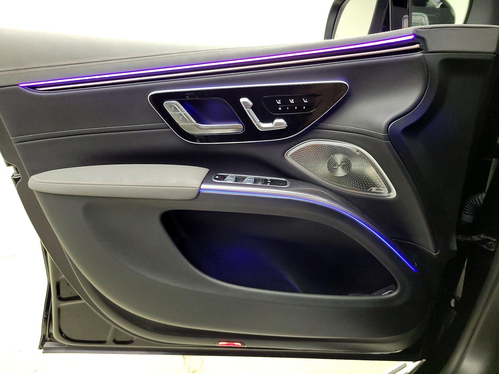 Thumbnail: 2023 Mercedes-Benz EQS - 12