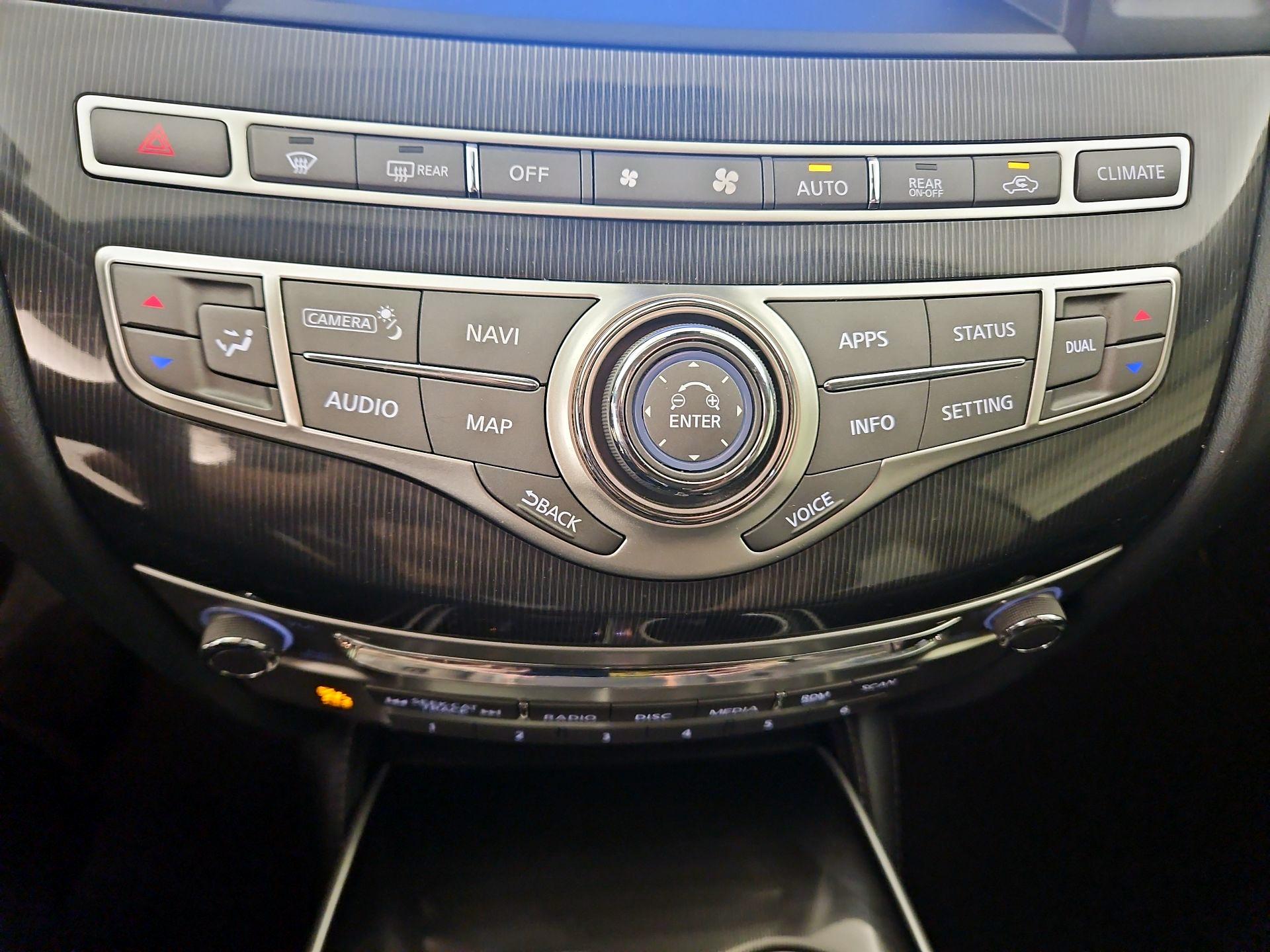 Thumbnail: 2017 INFINITI QX60 - 16
