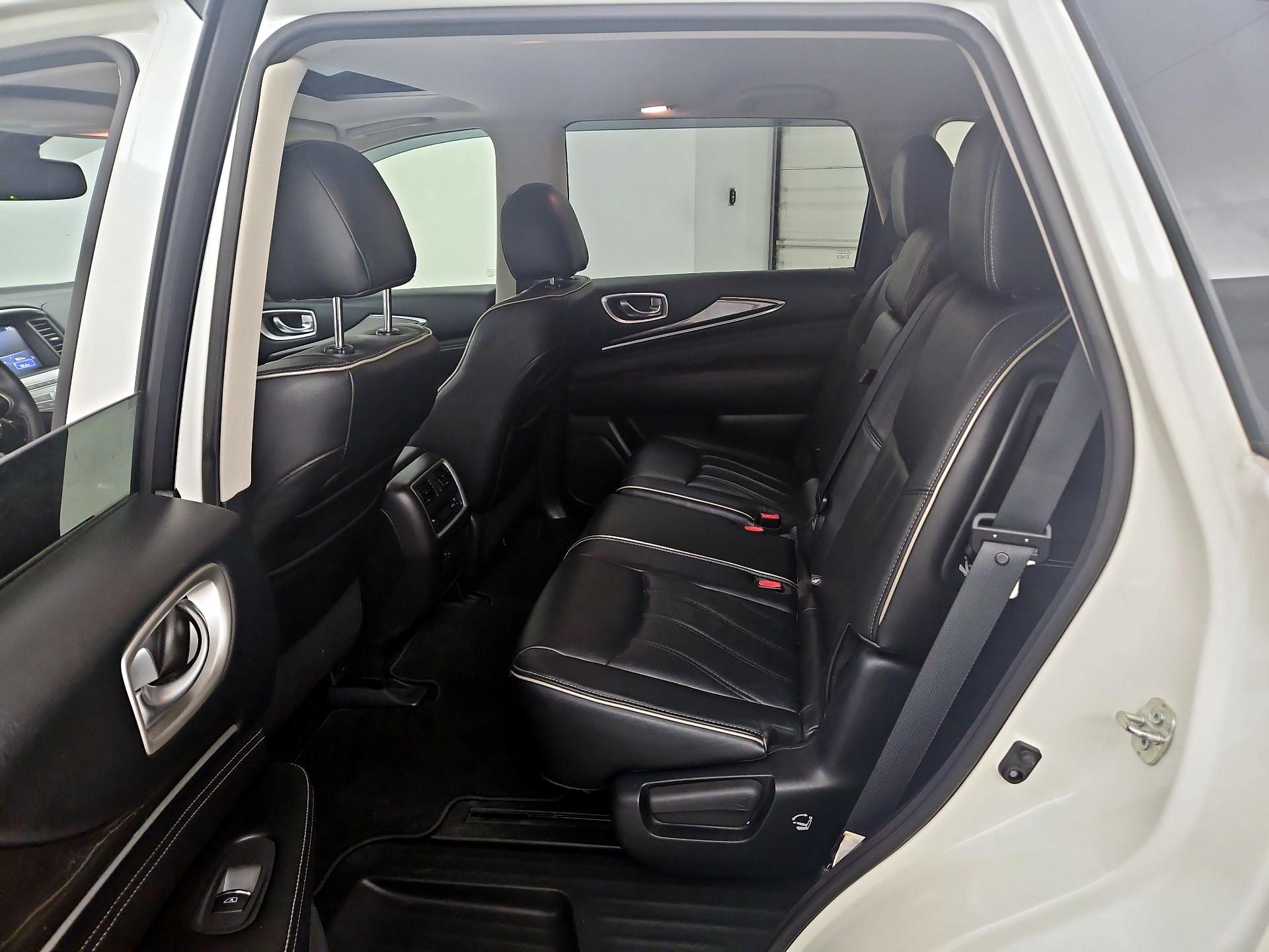 Thumbnail: 2017 INFINITI QX60 - 20