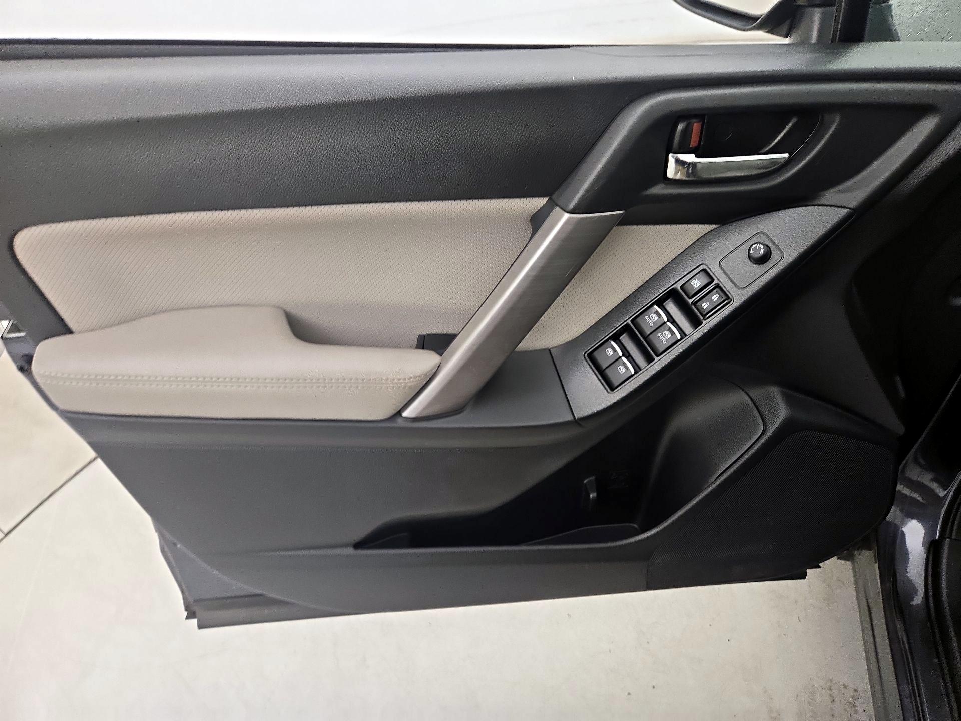 Thumbnail: 2018 Subaru Forester - 12