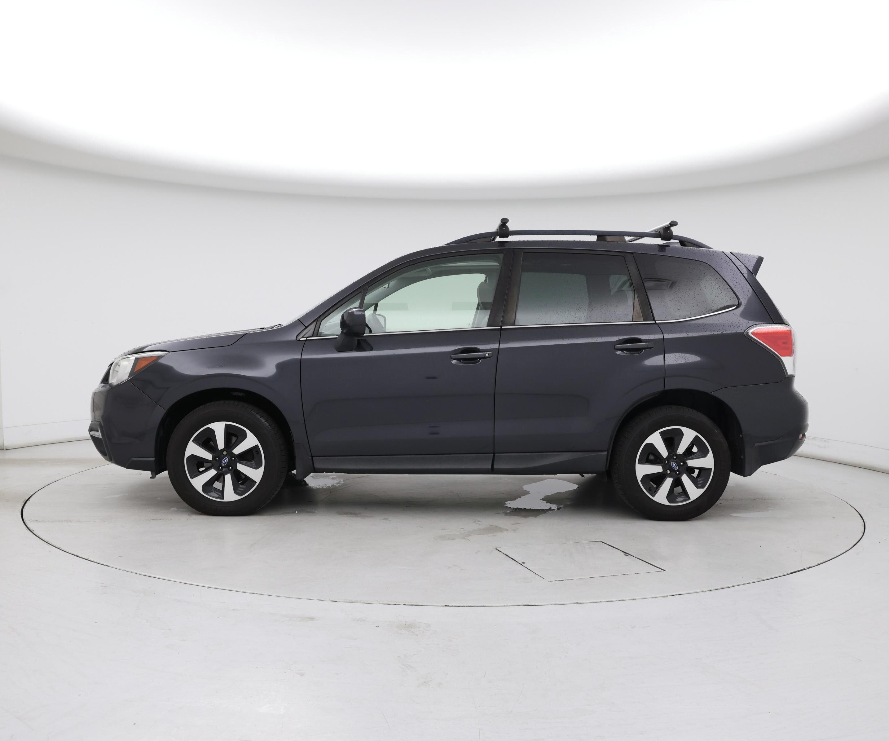 Thumbnail: 2018 Subaru Forester - 3