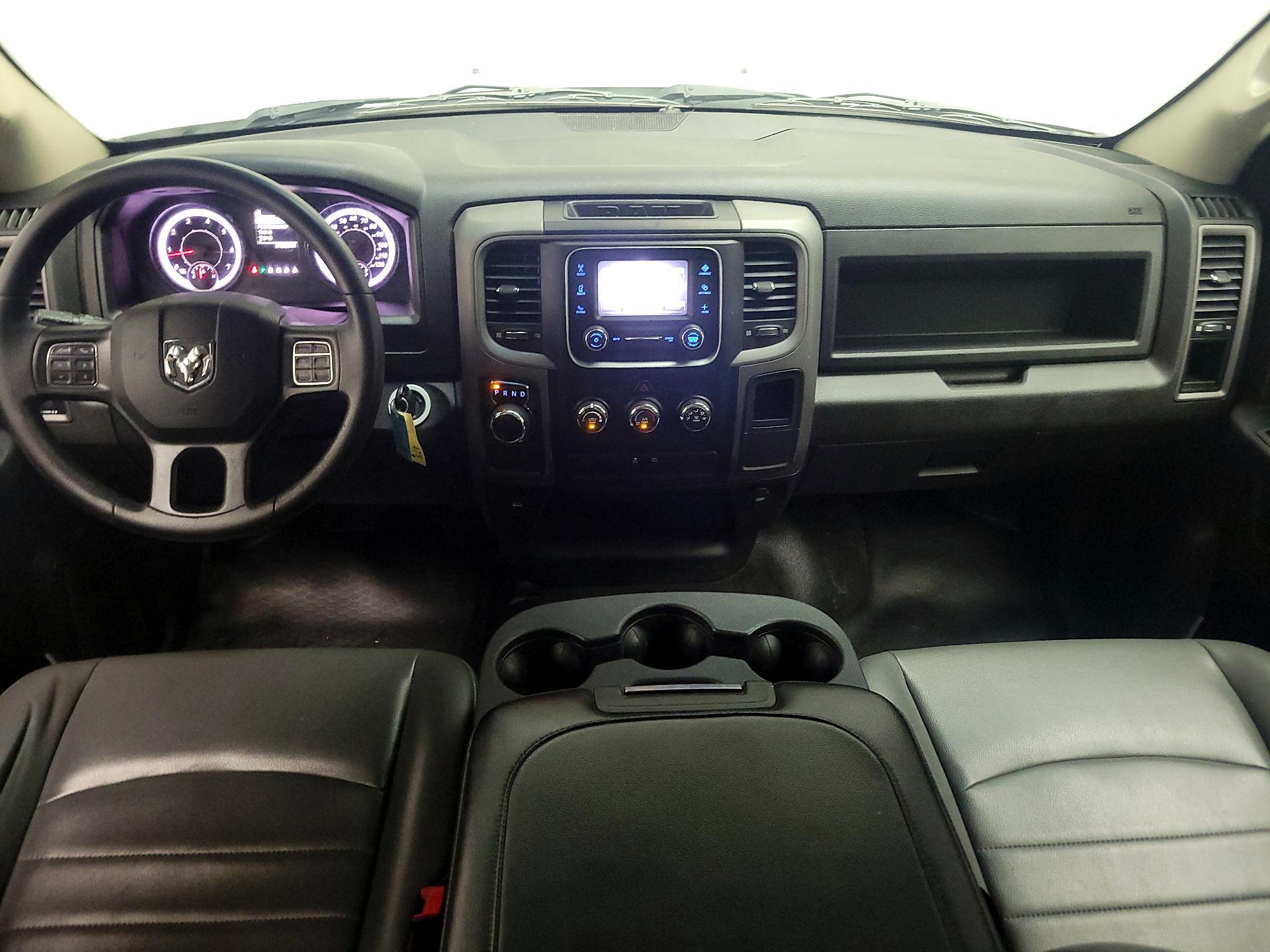 Thumbnail: 2022 RAM 1500 Classic - 9