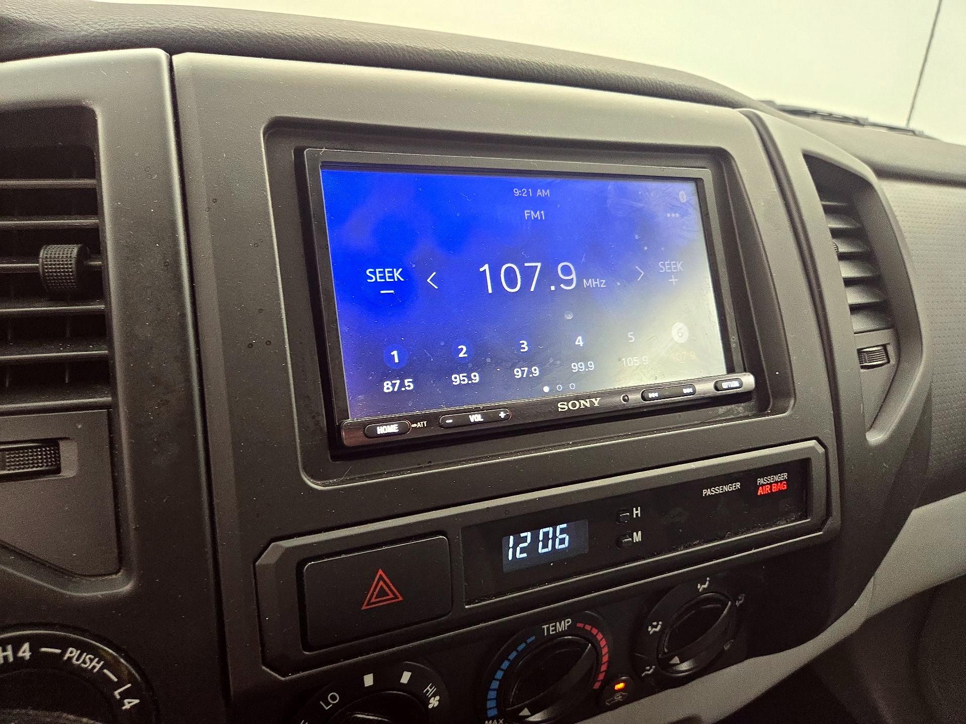 Thumbnail: 2014 Toyota Tacoma - 14