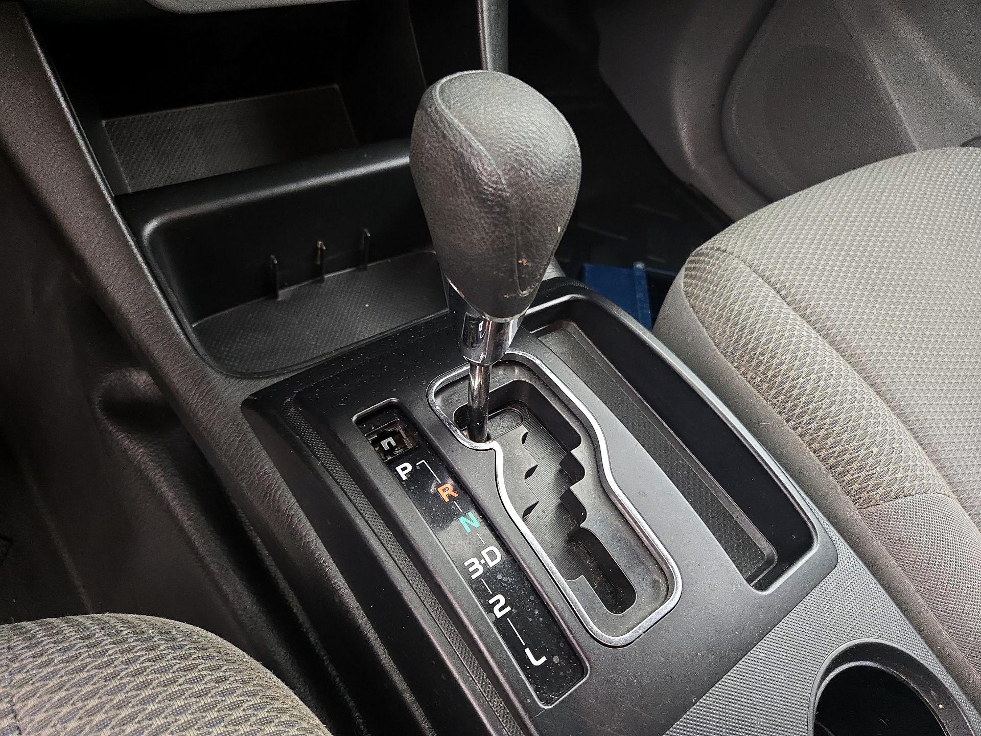 Thumbnail: 2014 Toyota Tacoma - 16