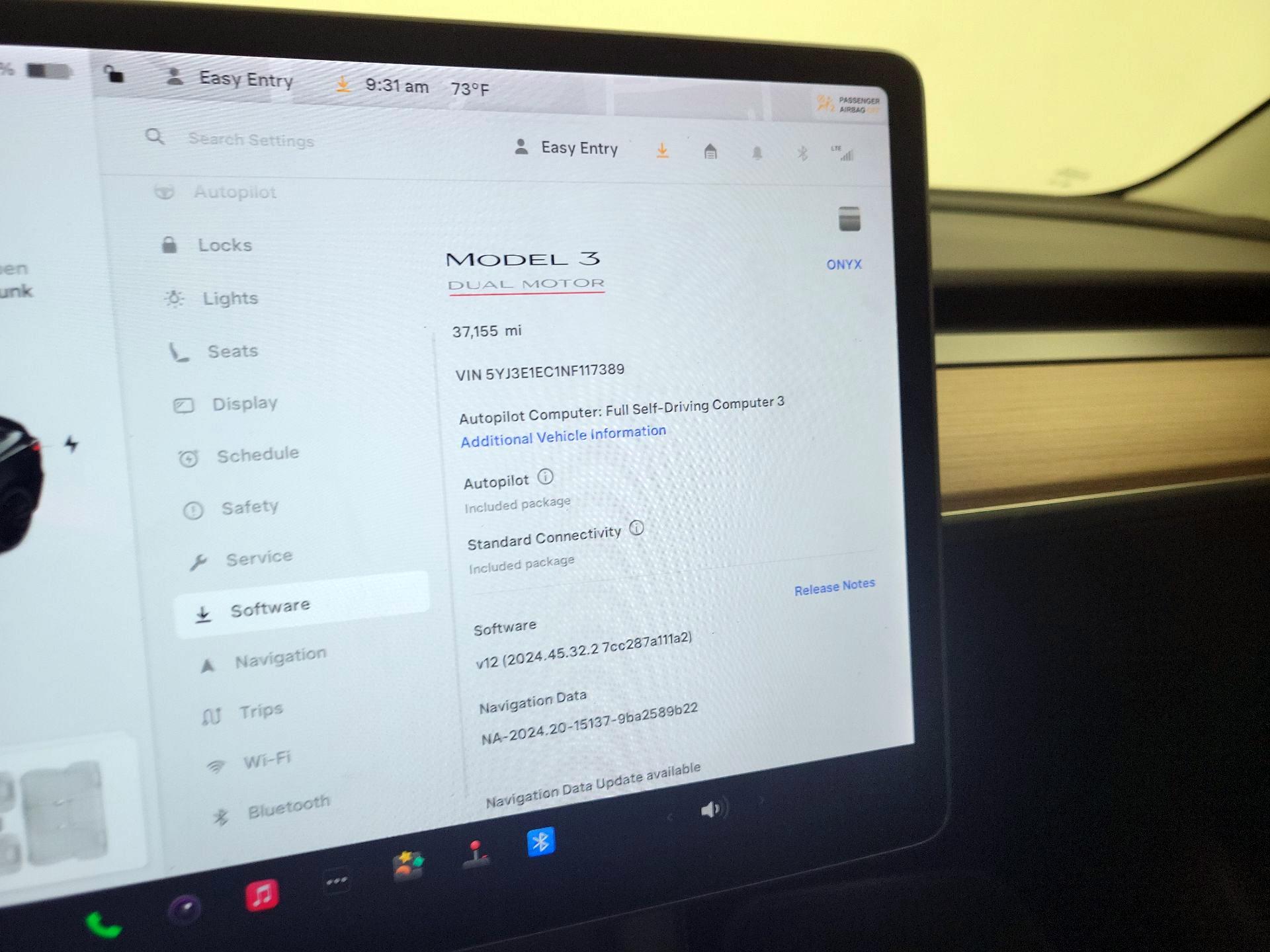 Thumbnail: 2022 Tesla Model 3 - 15