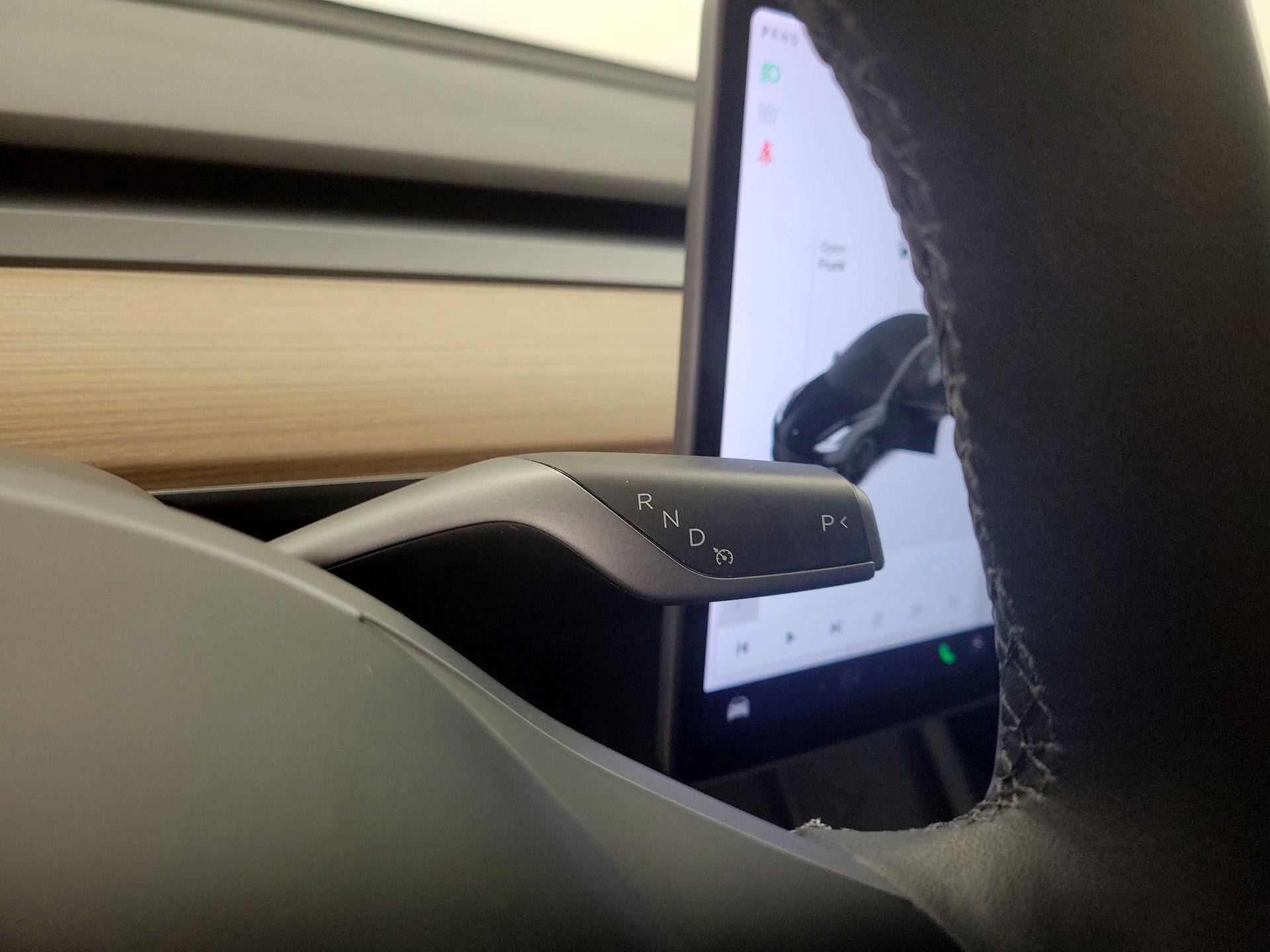 Thumbnail: 2022 Tesla Model 3 - 17