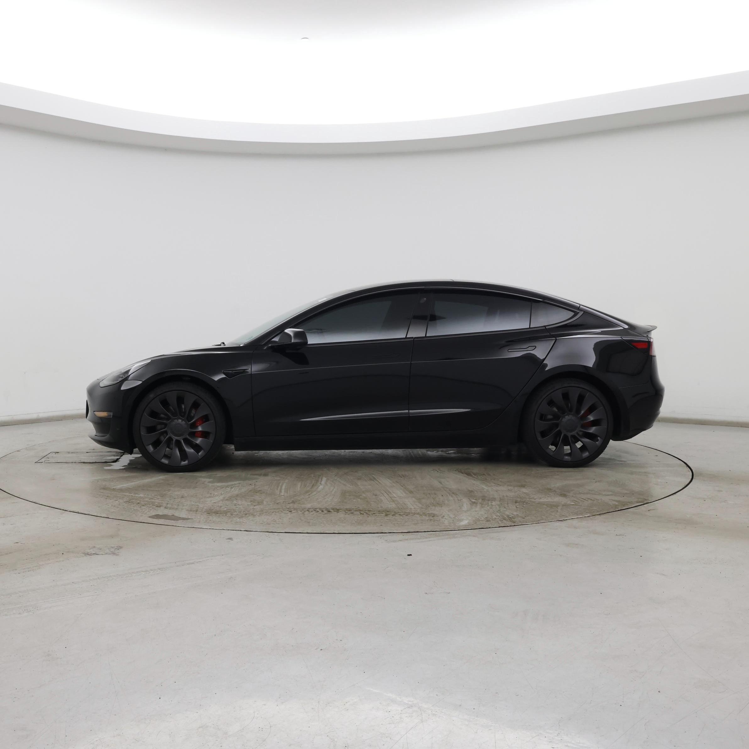 Thumbnail: 2022 Tesla Model 3 - 3