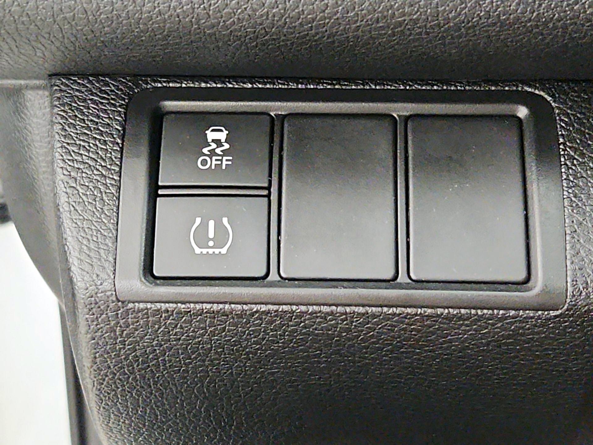 Thumbnail: 2016 Honda Civic - 13