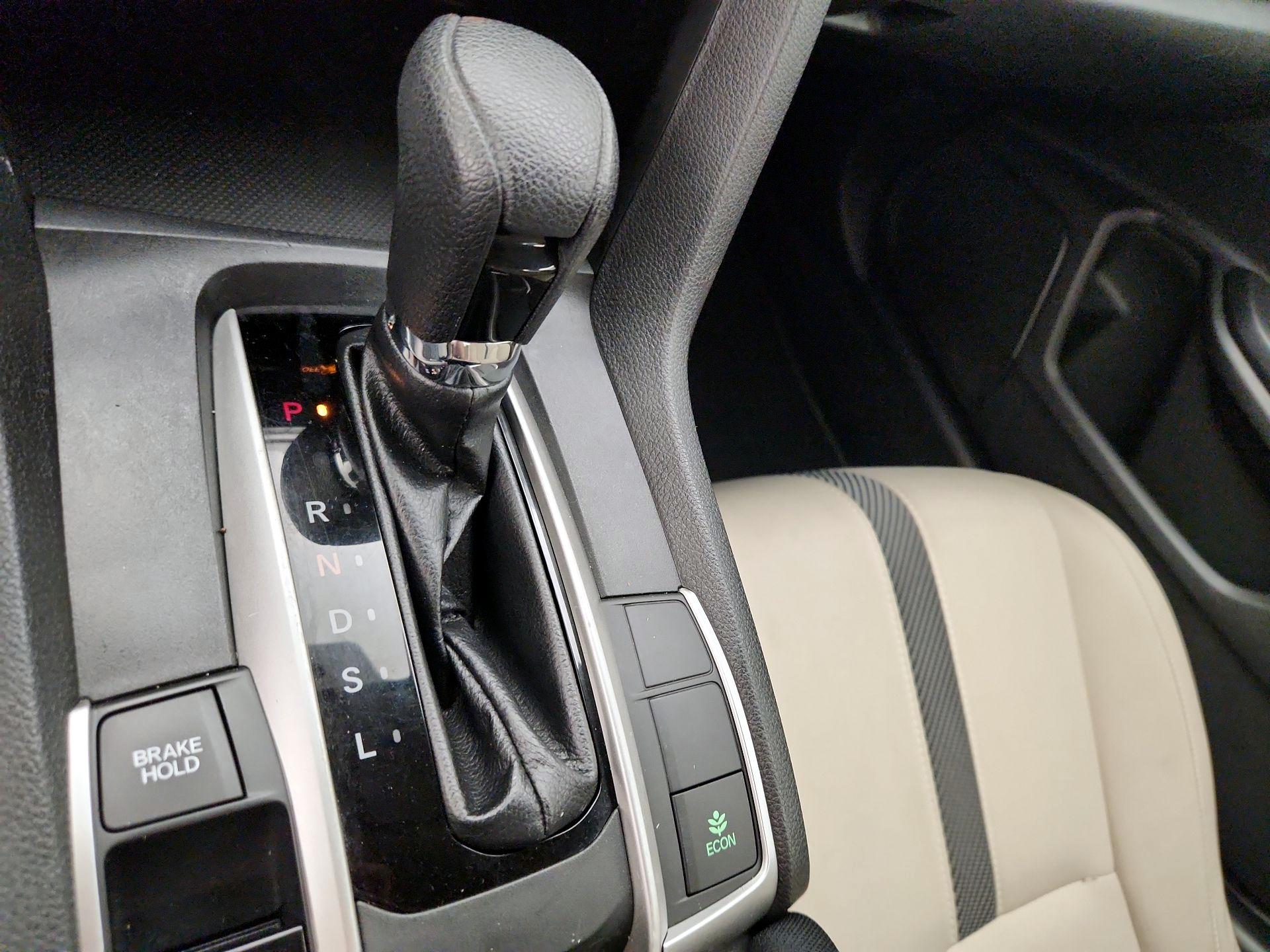 Thumbnail: 2016 Honda Civic - 17