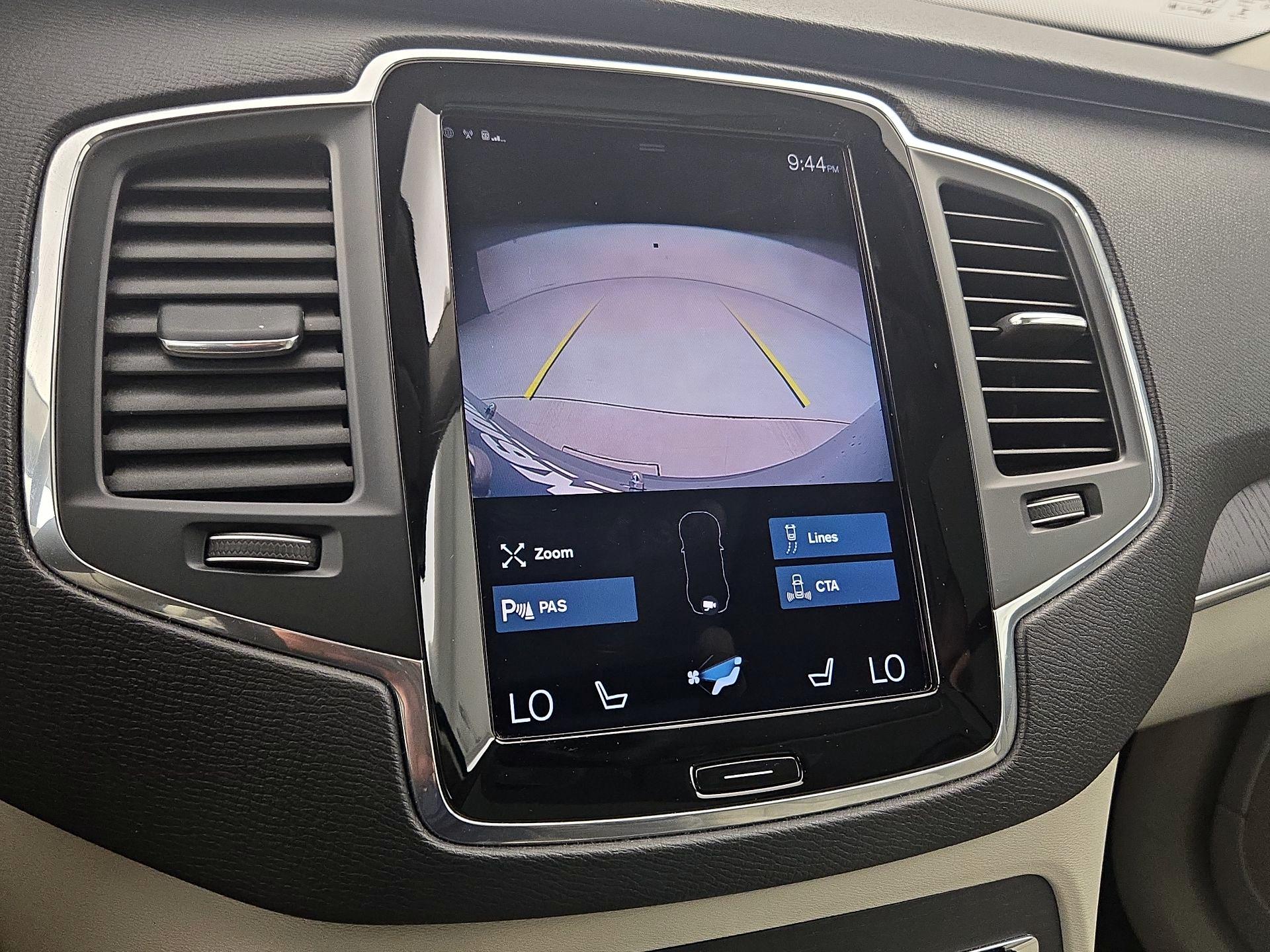 Thumbnail: 2020 Volvo XC90 - 15