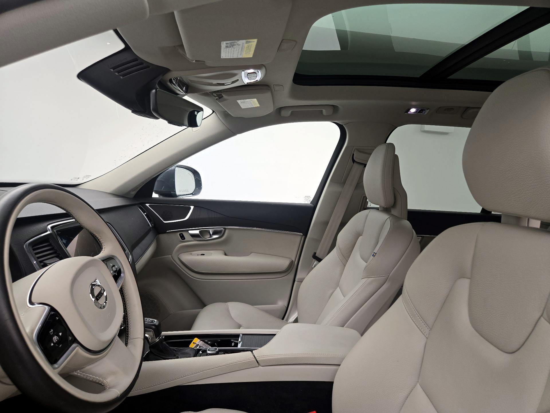 Thumbnail: 2020 Volvo XC90 - 20