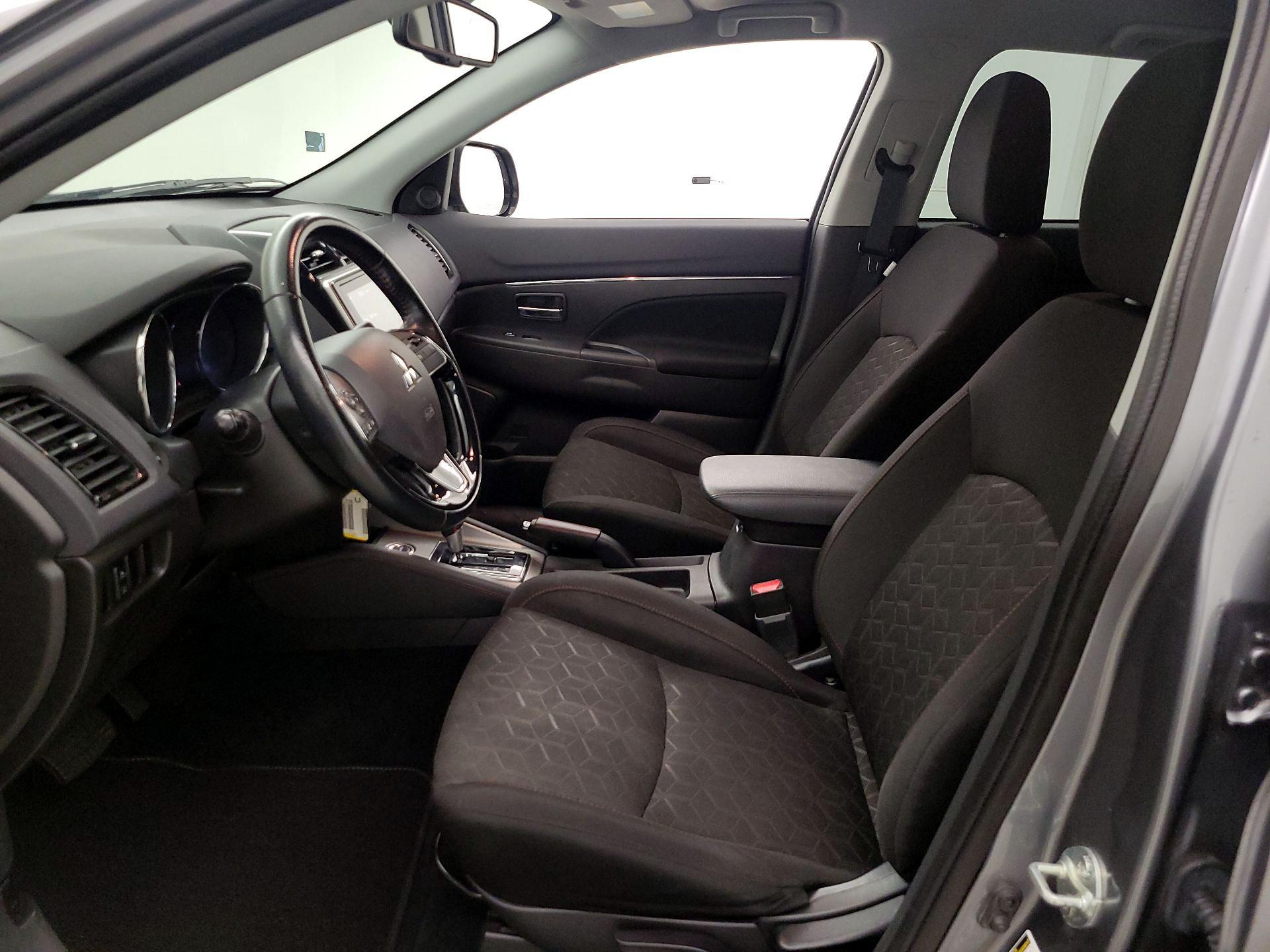 Thumbnail: 2021 Mitsubishi Outlander Sport - 11