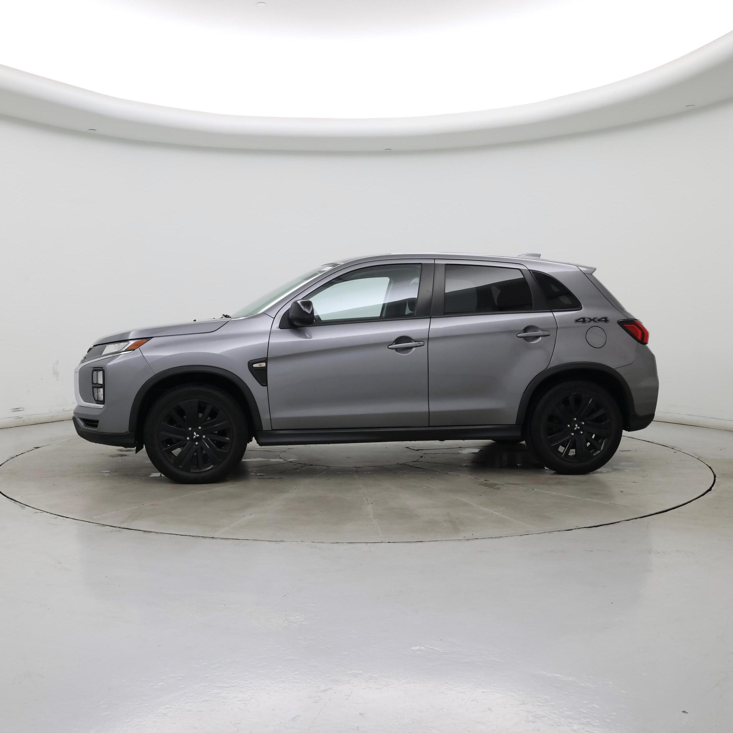 Thumbnail: 2021 Mitsubishi Outlander Sport - 3