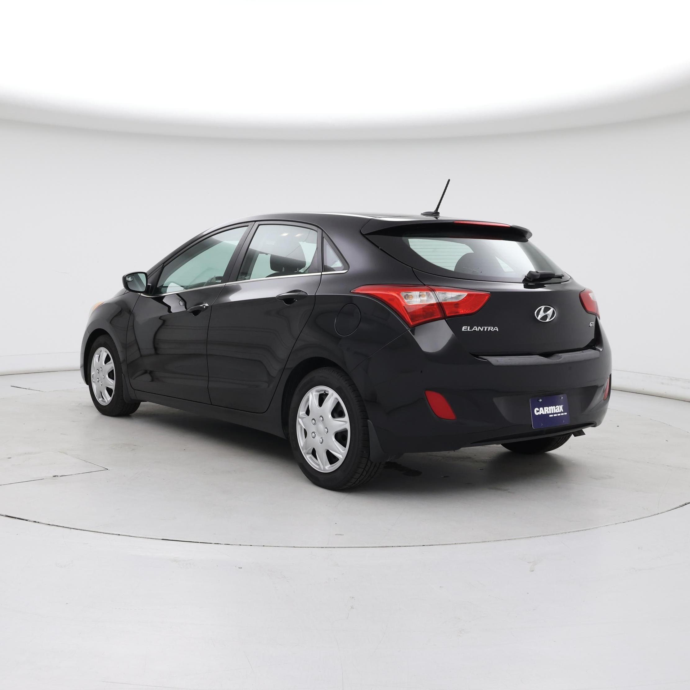 Thumbnail: 2017 Hyundai Elantra - 2