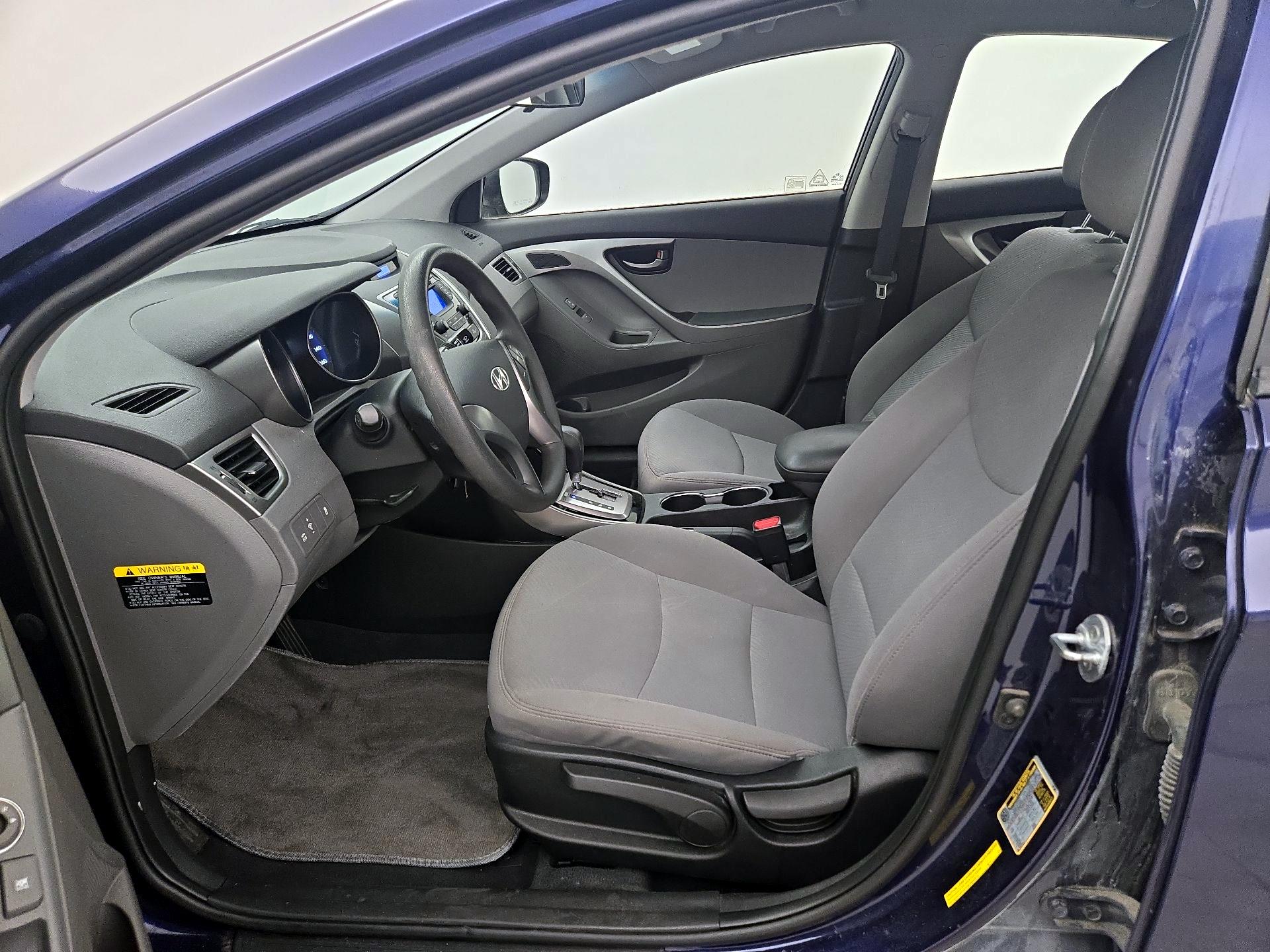 Thumbnail: 2013 Hyundai Elantra - 11