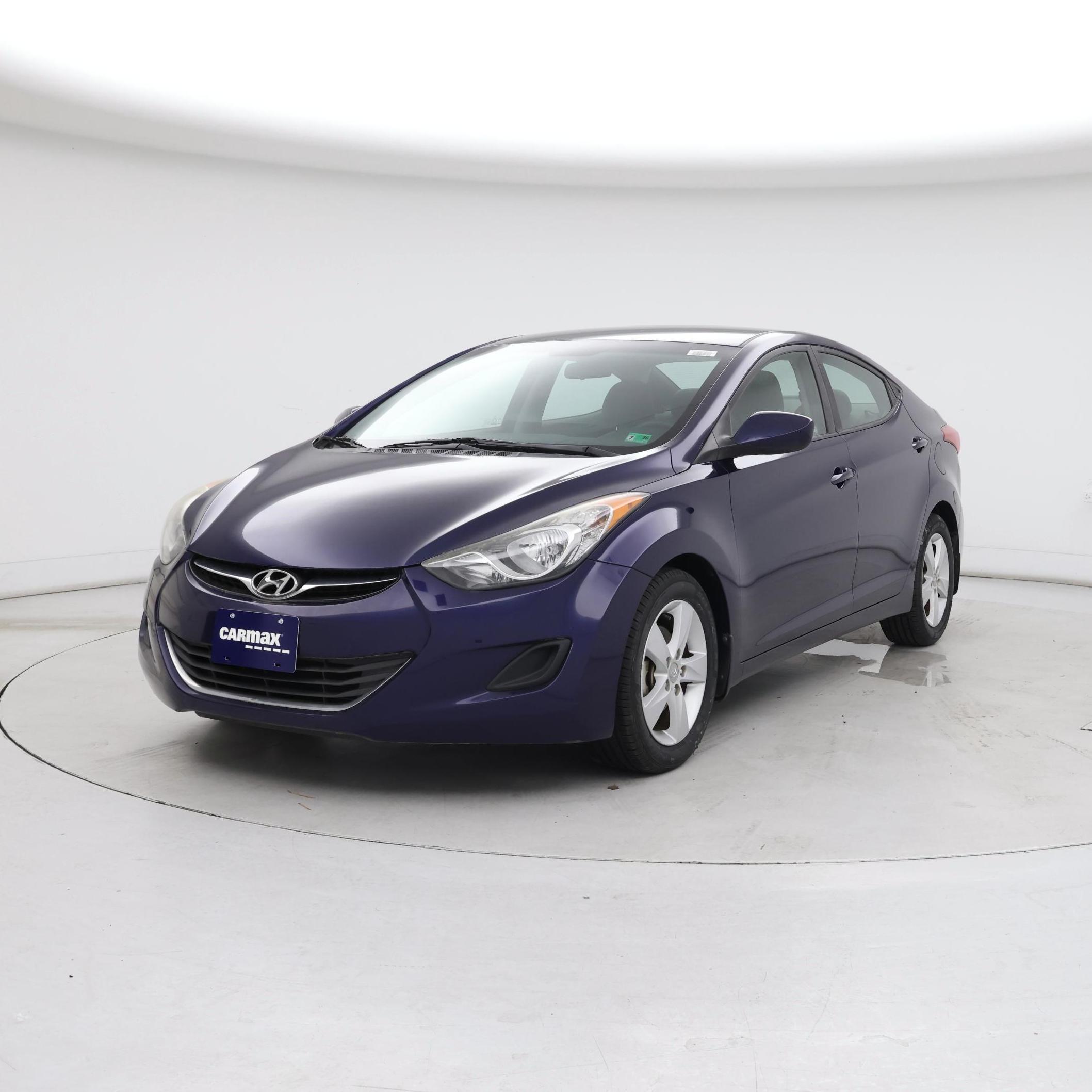 Thumbnail: 2013 Hyundai Elantra - 4