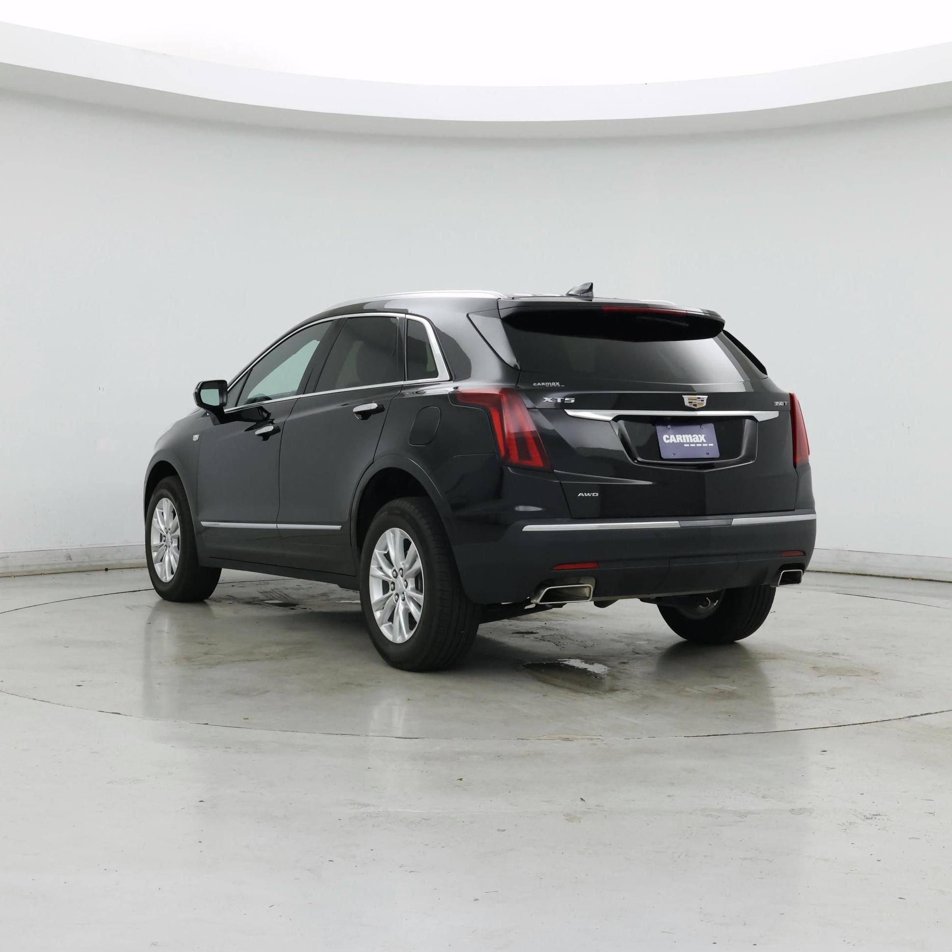 Thumbnail: 2023 Cadillac XT5 - 2