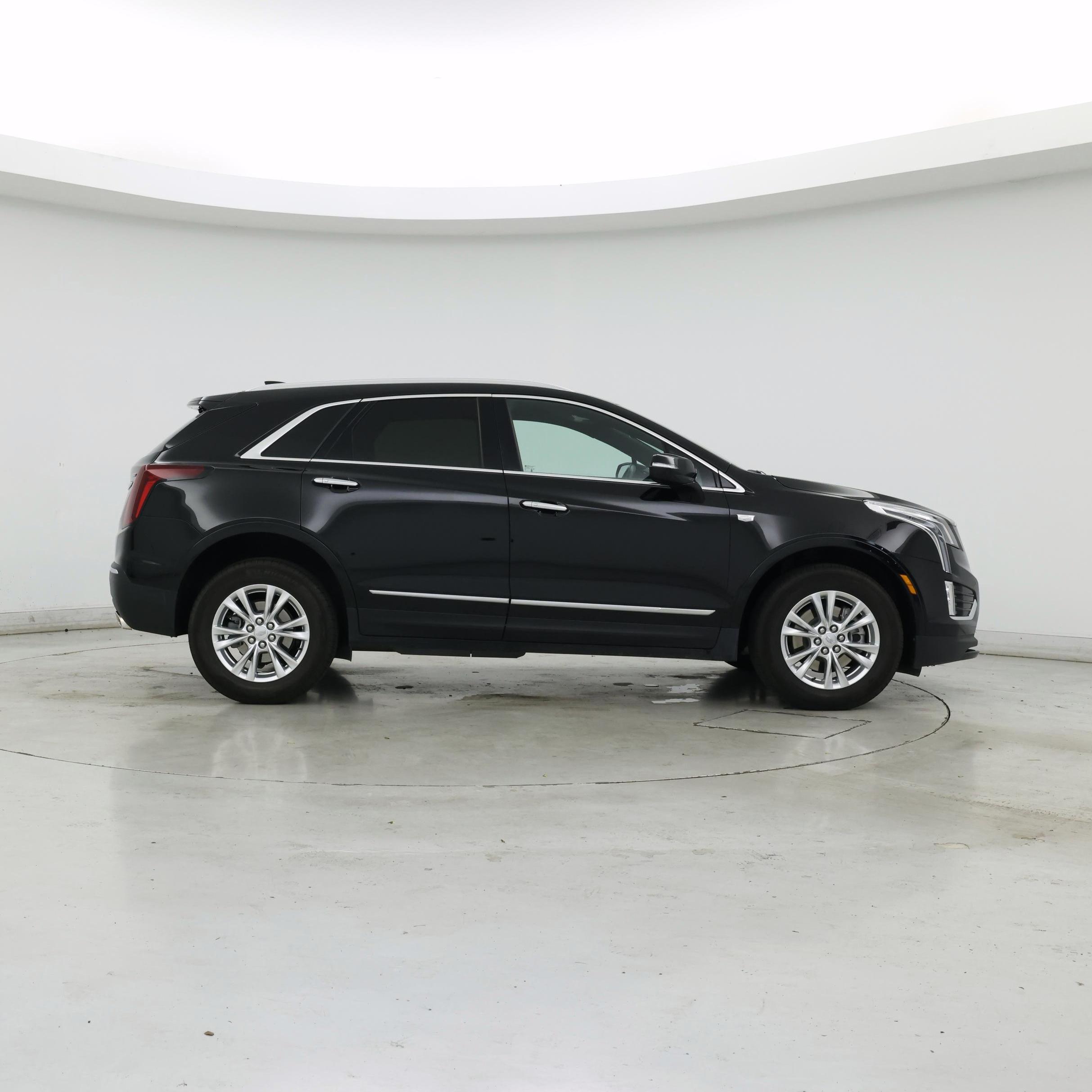 Thumbnail: 2023 Cadillac XT5 - 7