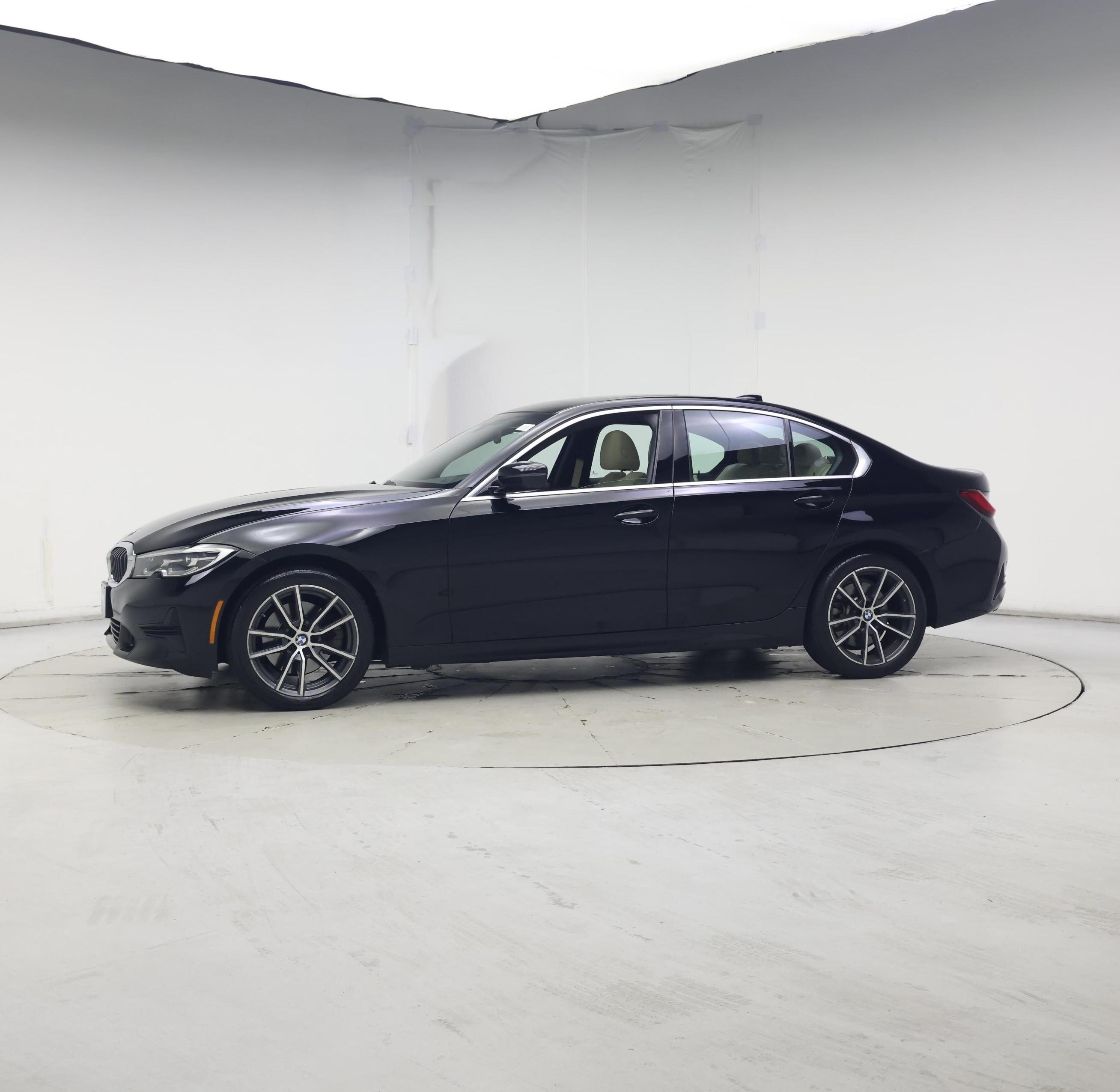 Thumbnail: 2020 BMW 3 Series - 3
