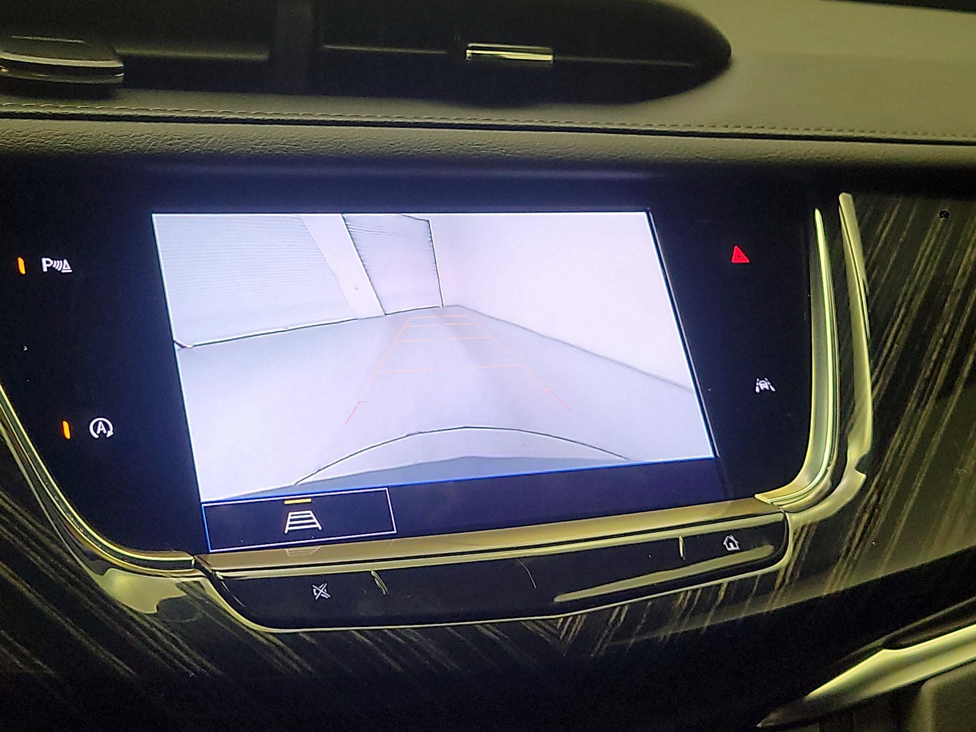 Thumbnail: 2023 Cadillac XT6 - 15