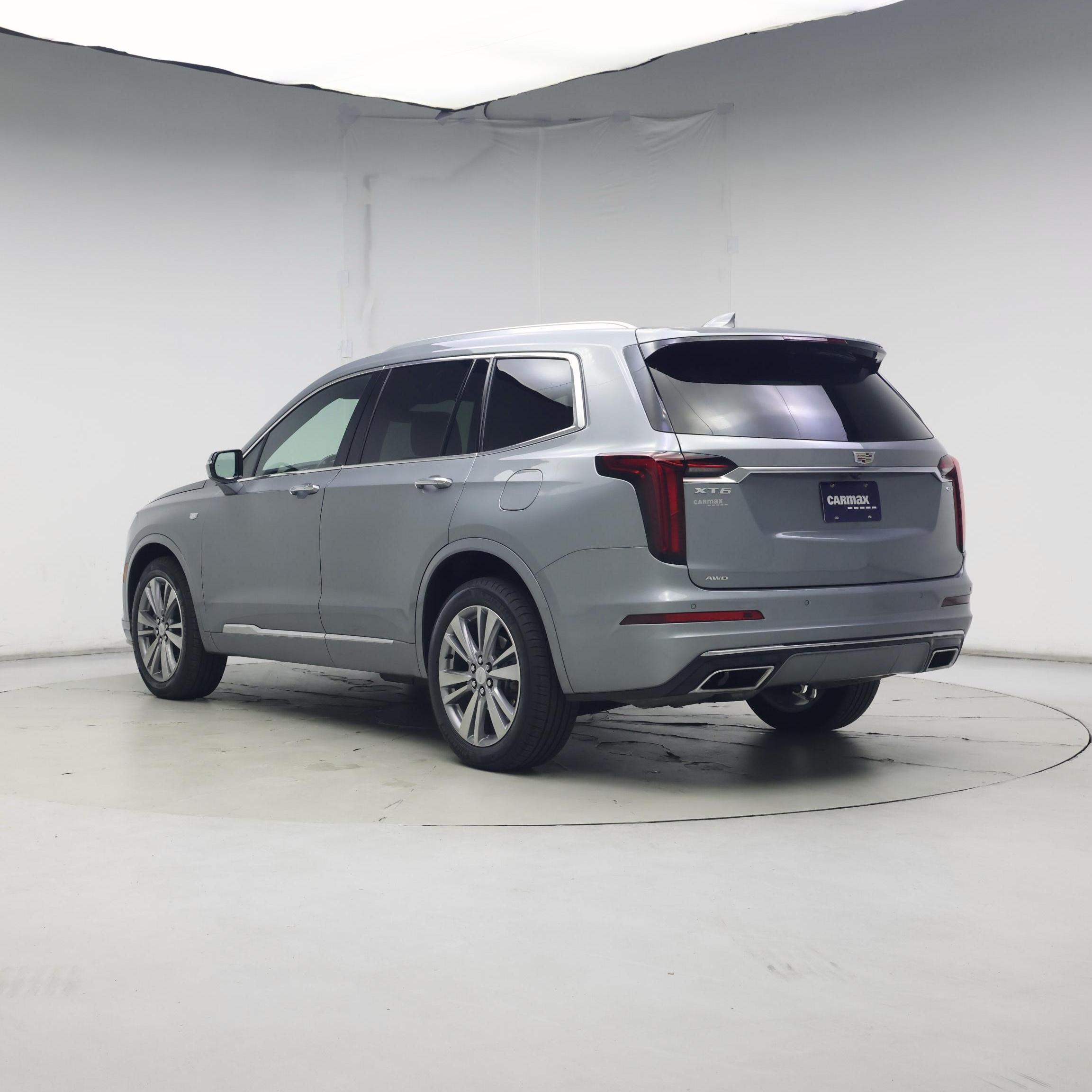 Thumbnail: 2023 Cadillac XT6 - 2