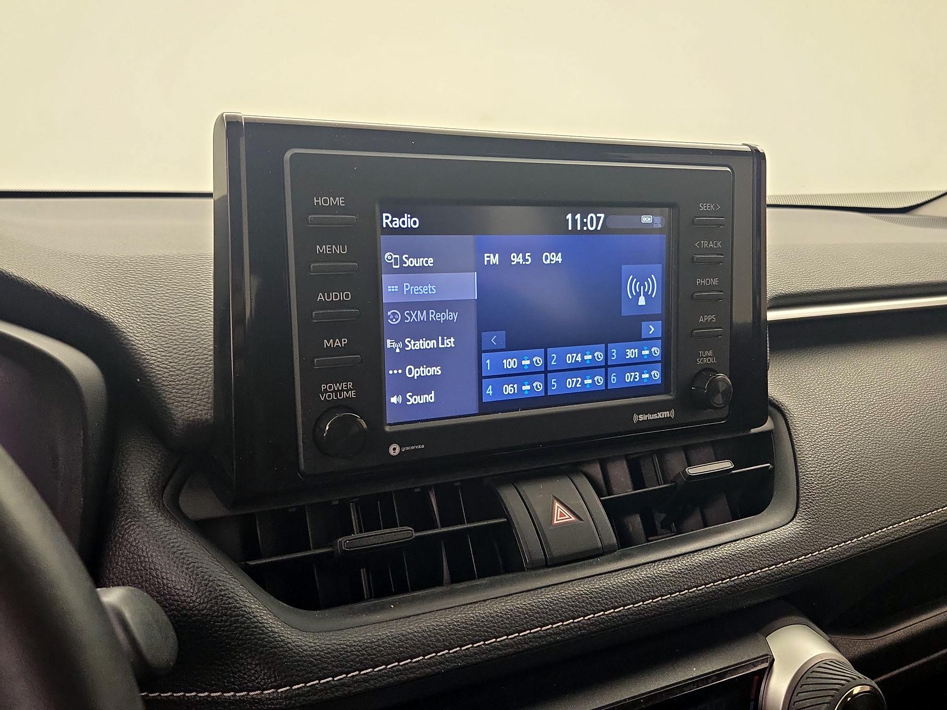 Thumbnail: 2021 Toyota RAV4 - 15