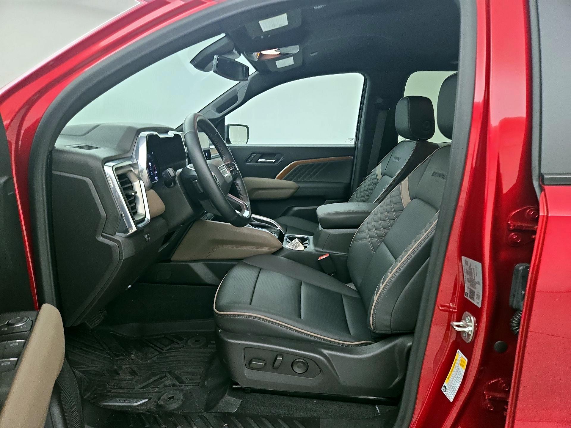 Thumbnail: 2024 GMC Canyon - 11