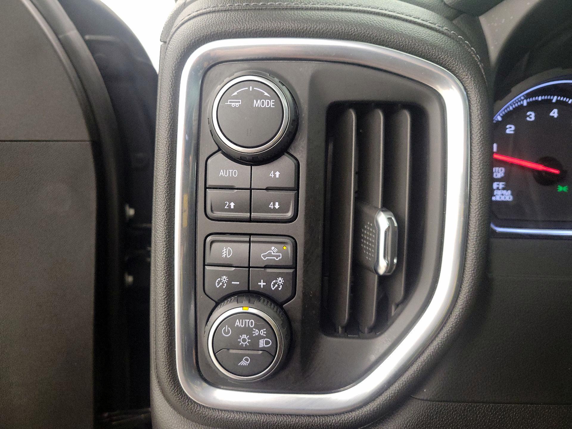 Thumbnail: 2021 Chevrolet Silverado 1500 - 13