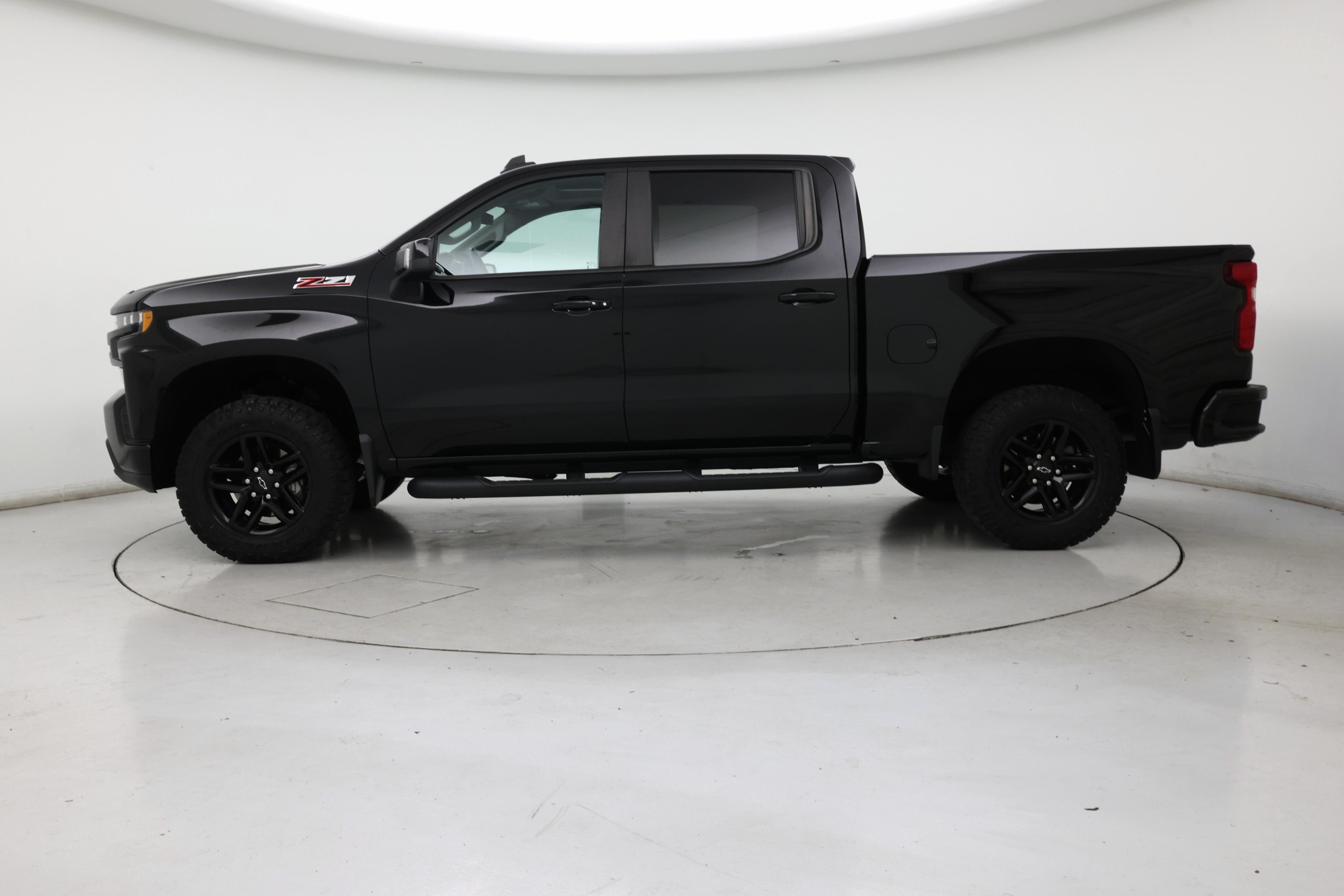 Thumbnail: 2021 Chevrolet Silverado 1500 - 3