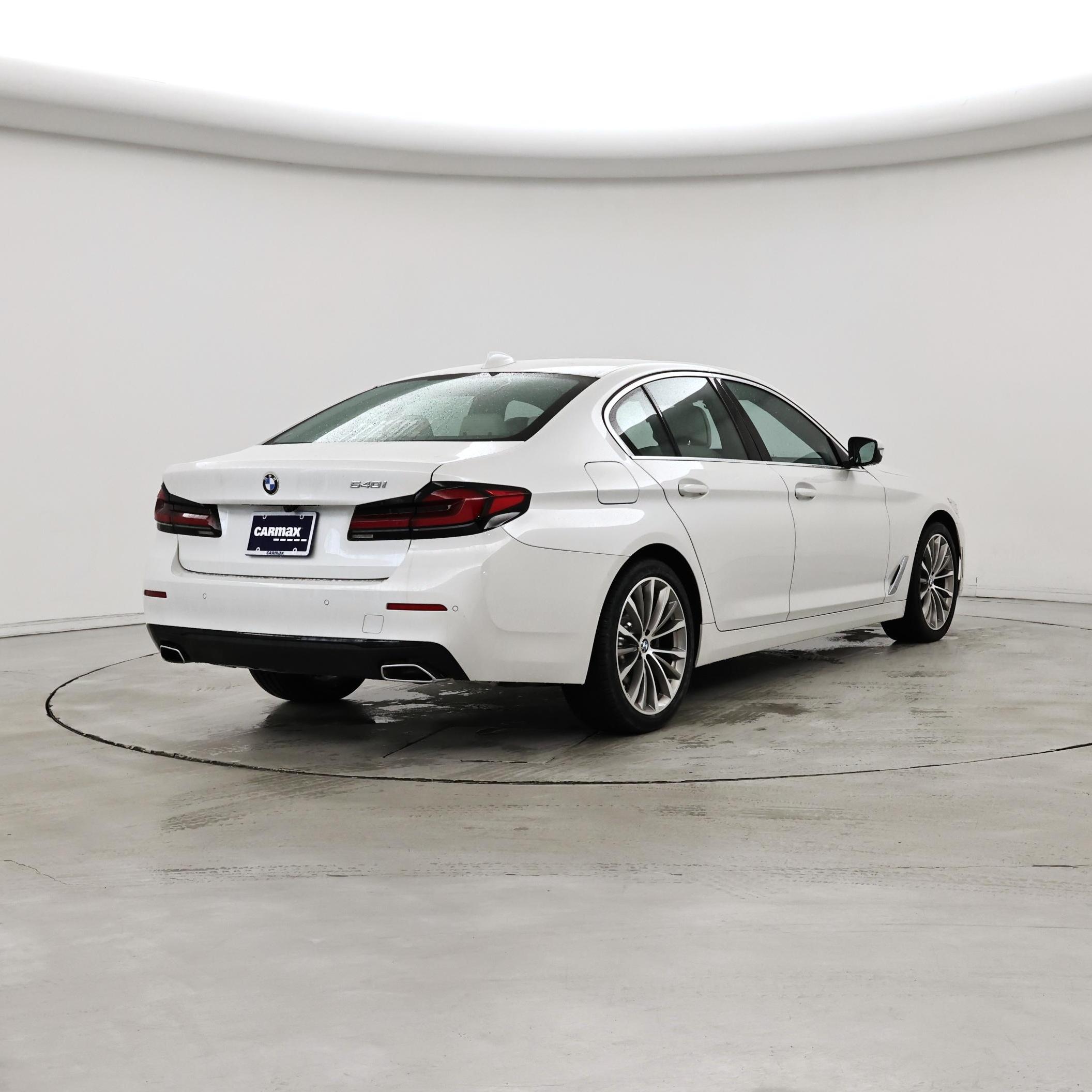 Thumbnail: 2022 BMW 5 Series - 8