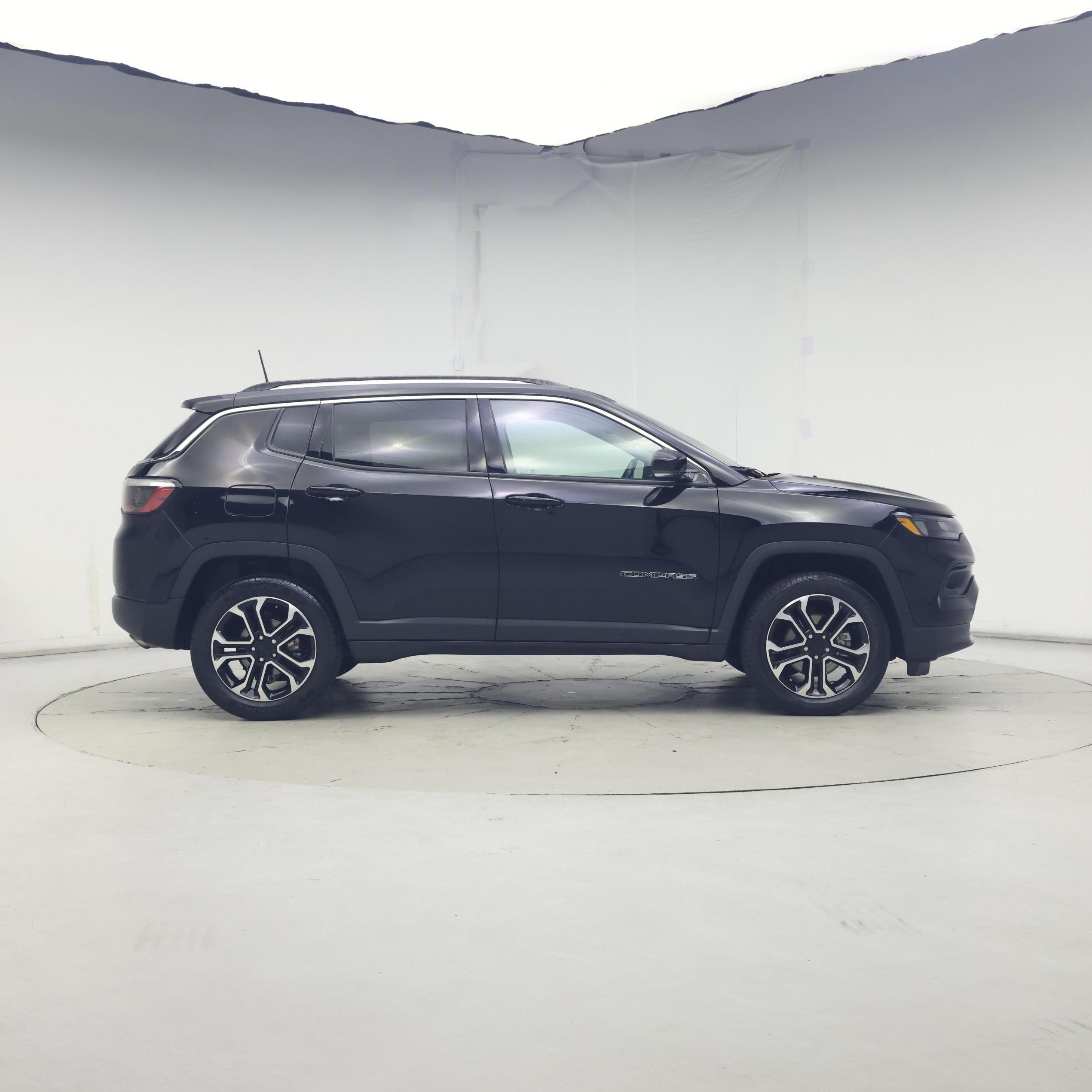 Thumbnail: 2022 Jeep Compass - 7