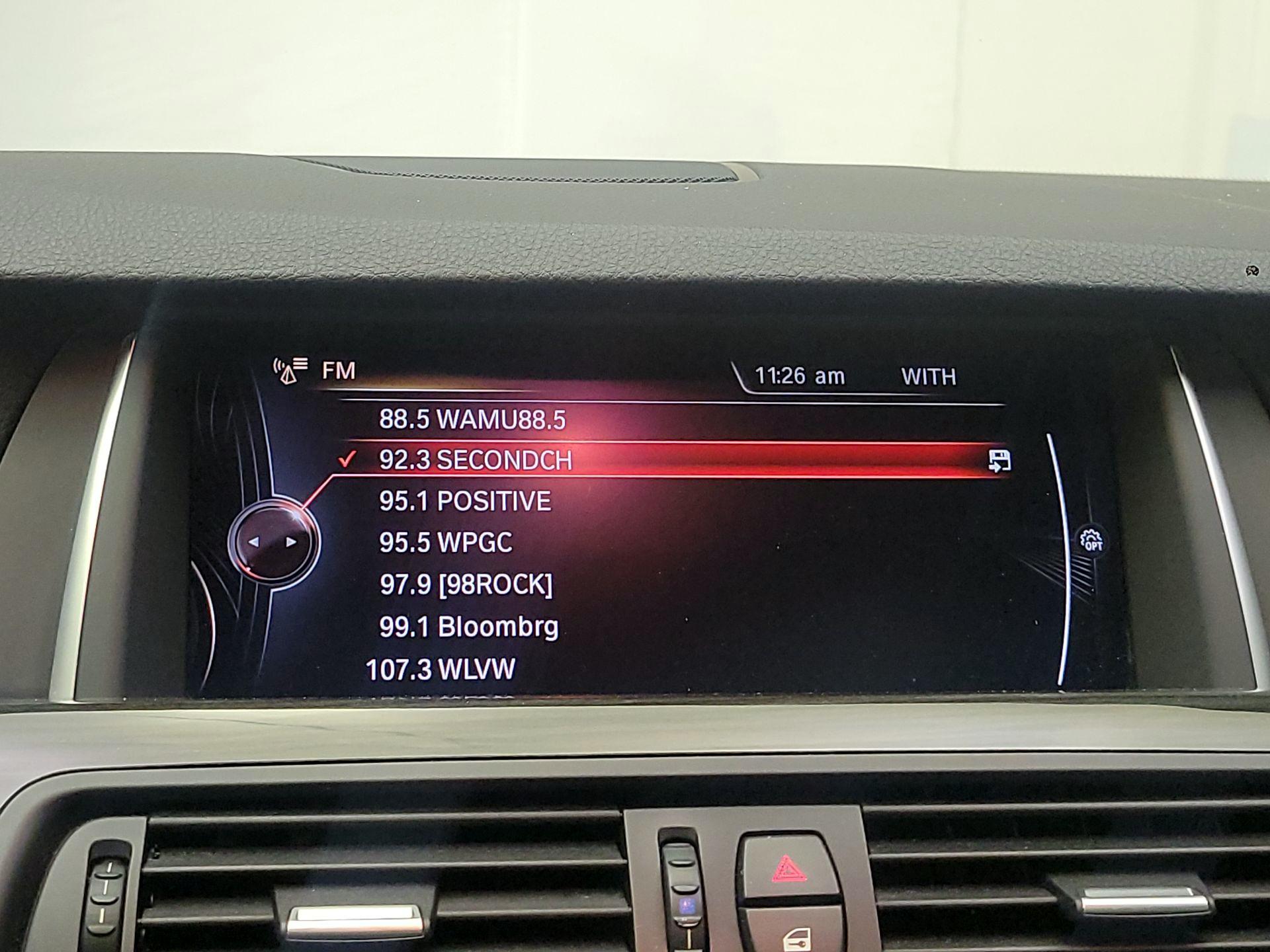 Thumbnail: 2016 BMW 5 Series - 16