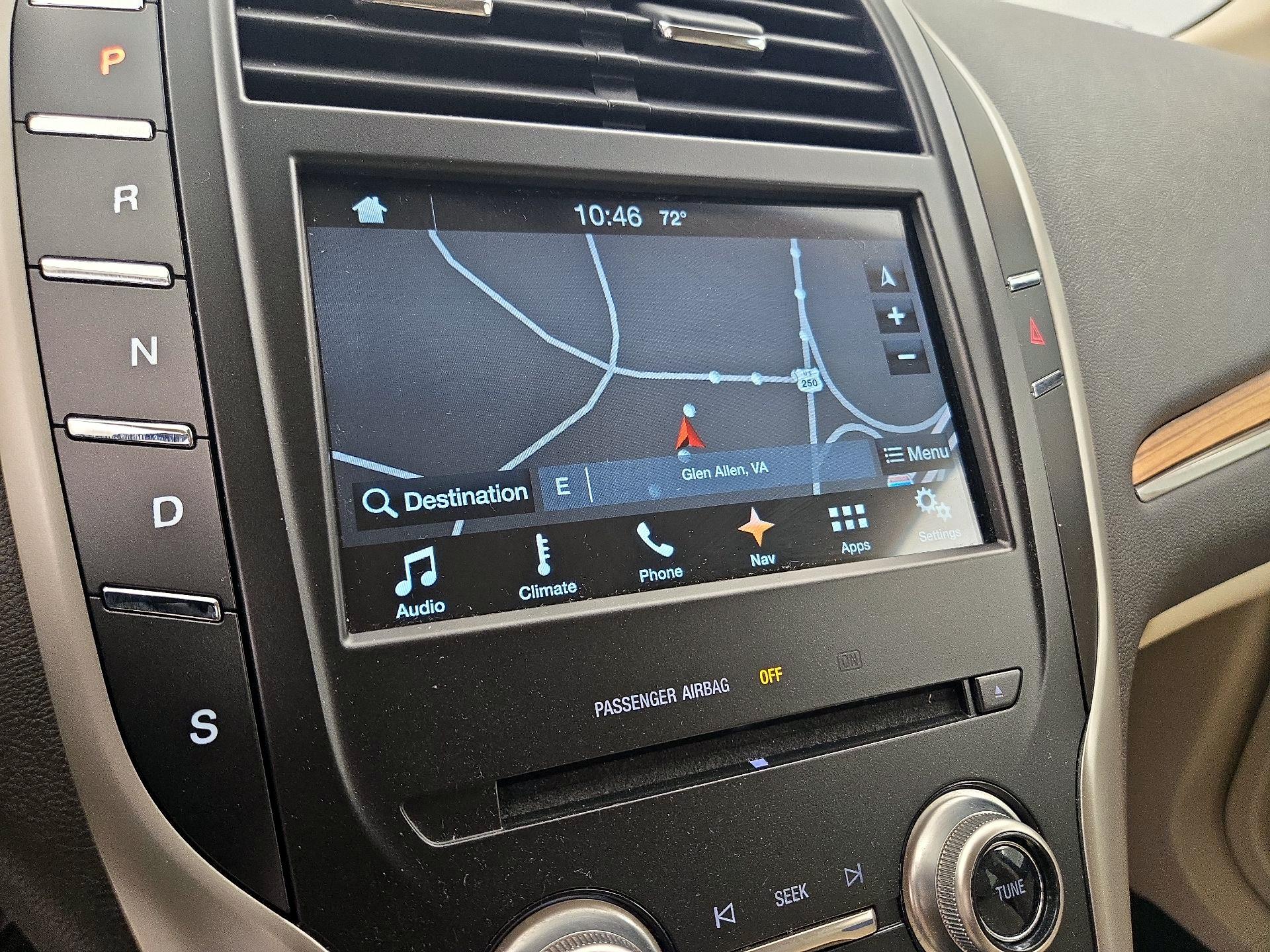 Thumbnail: 2016 Lincoln MKC - 14