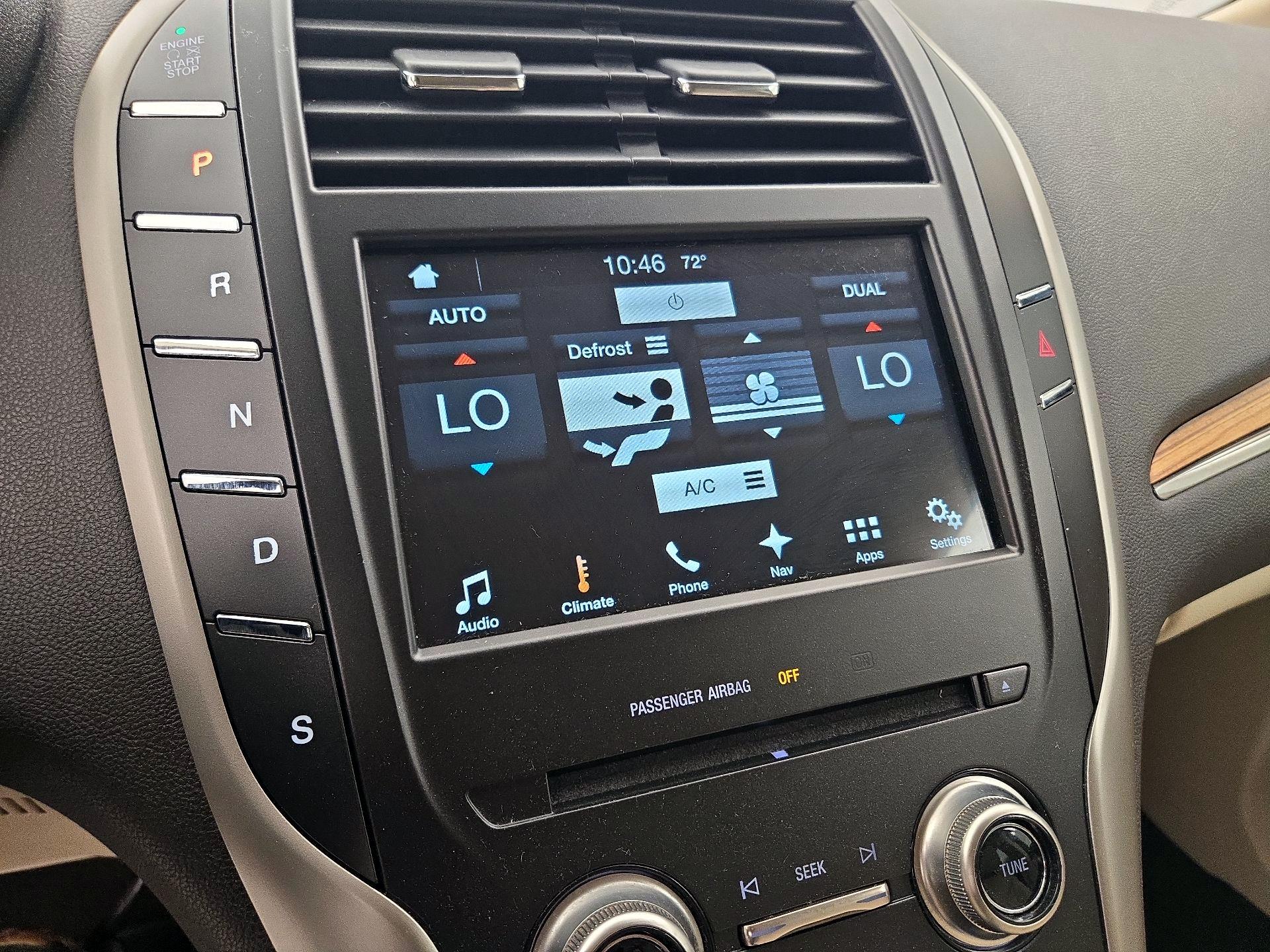 Thumbnail: 2016 Lincoln MKC - 17