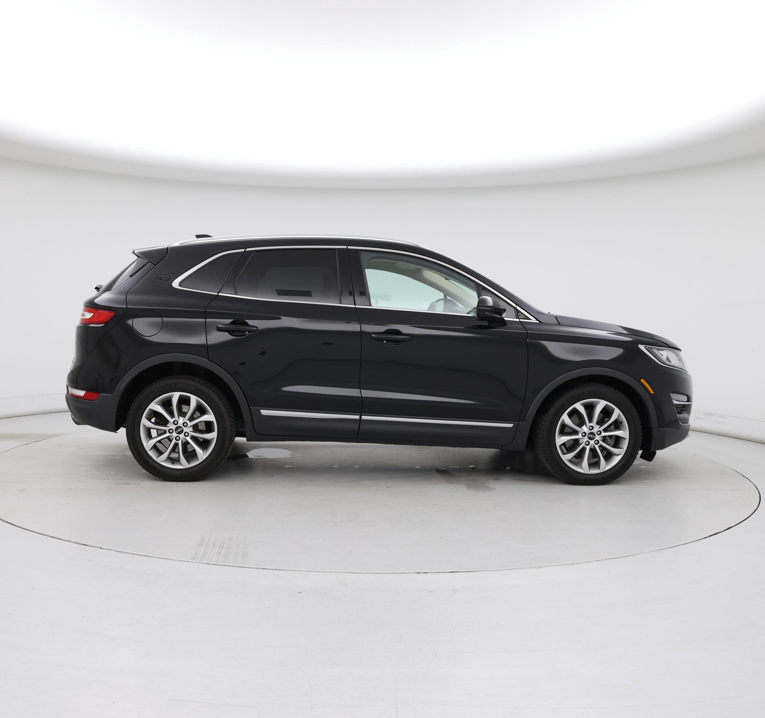 Thumbnail: 2016 Lincoln MKC - 7