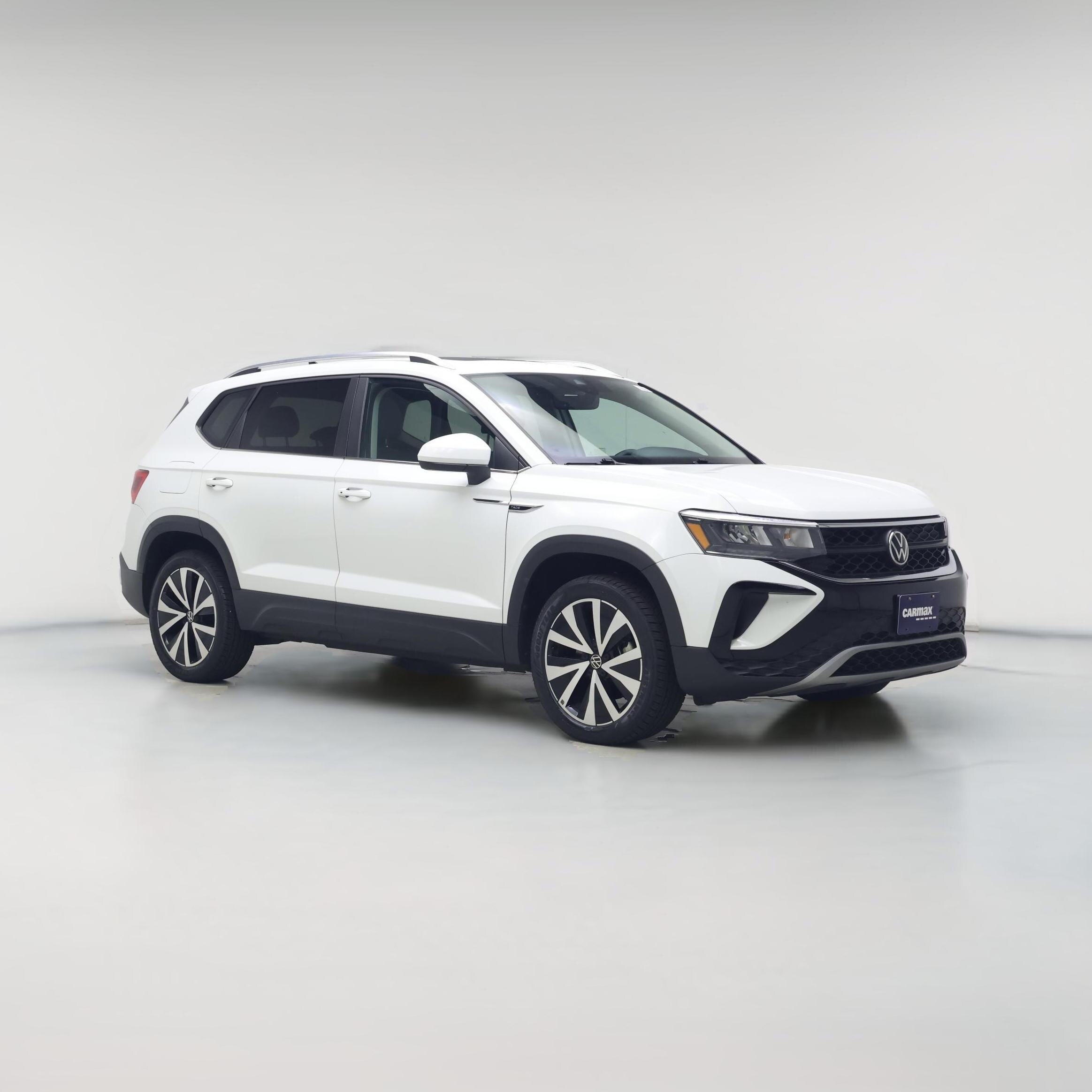 Thumbnail: 2022 Volkswagen Taos - 1