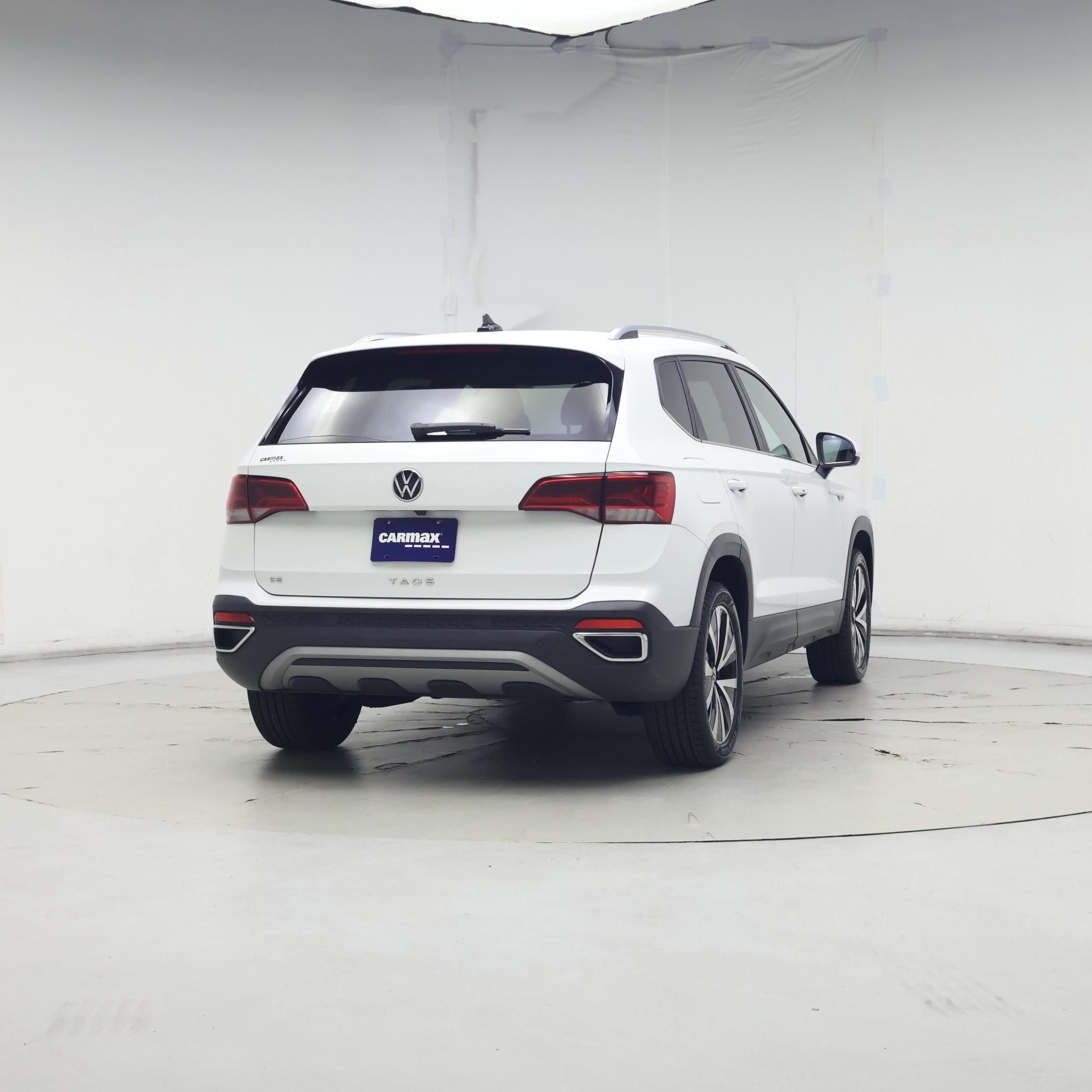 Thumbnail: 2022 Volkswagen Taos - 8