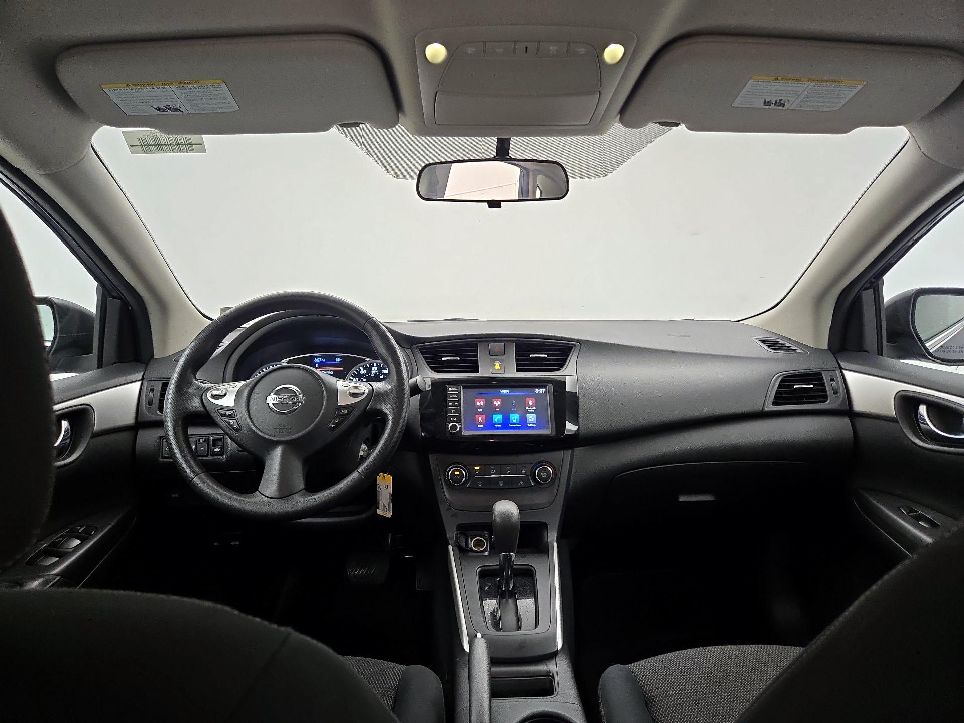 Thumbnail: 2019 Nissan Sentra - 9