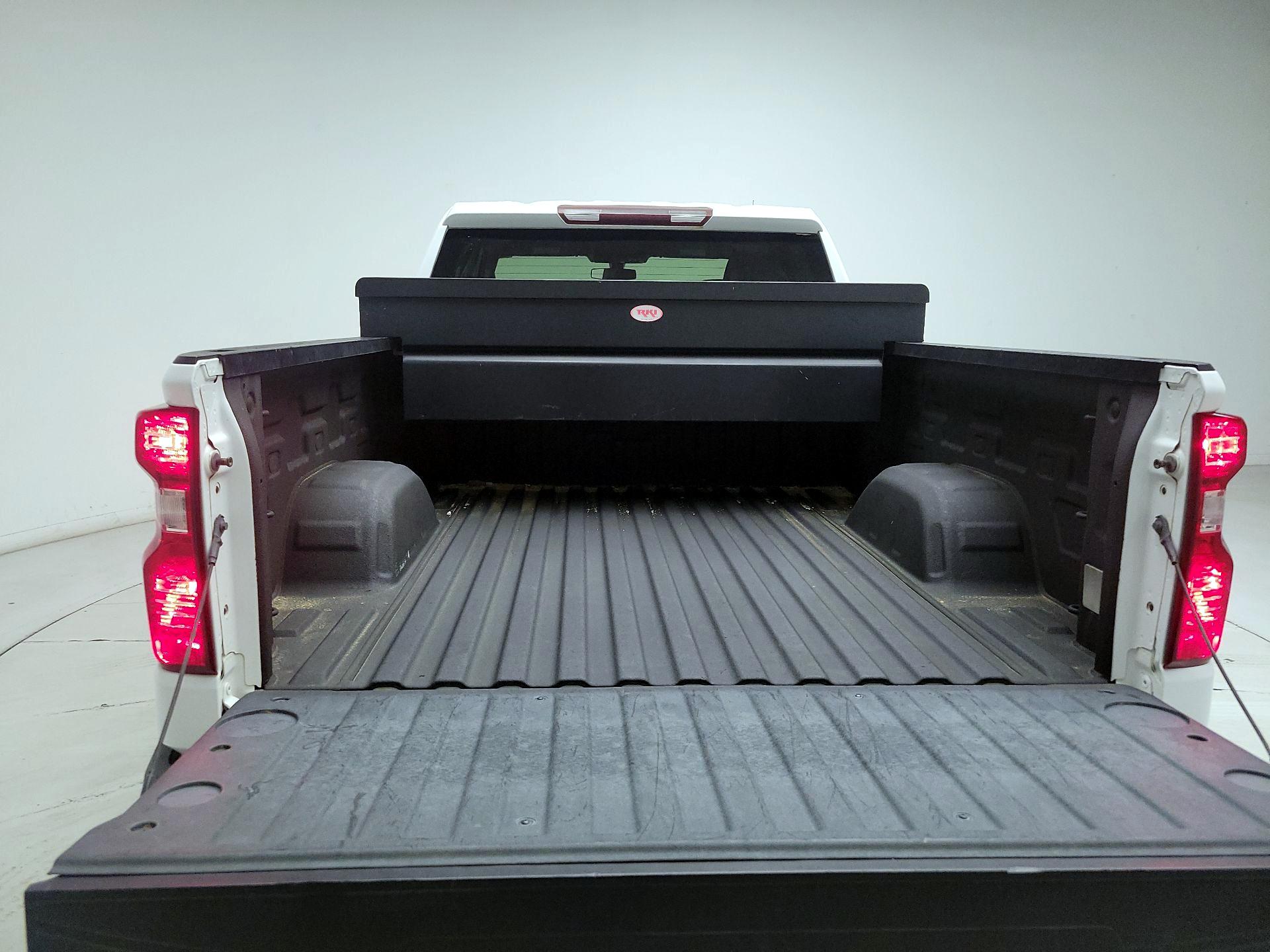 Thumbnail: 2020 Chevrolet Silverado 1500 - 20