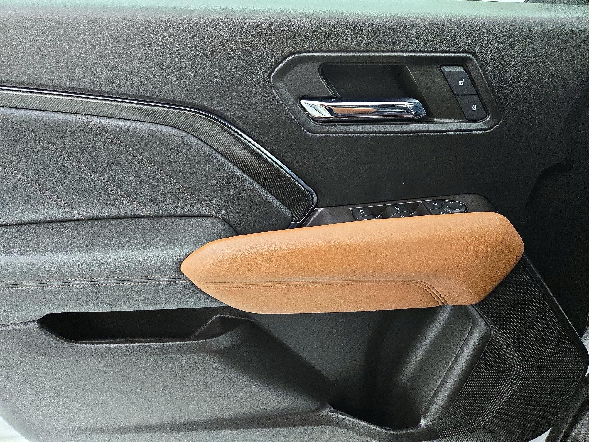 Thumbnail: 2023 GMC Canyon - 12