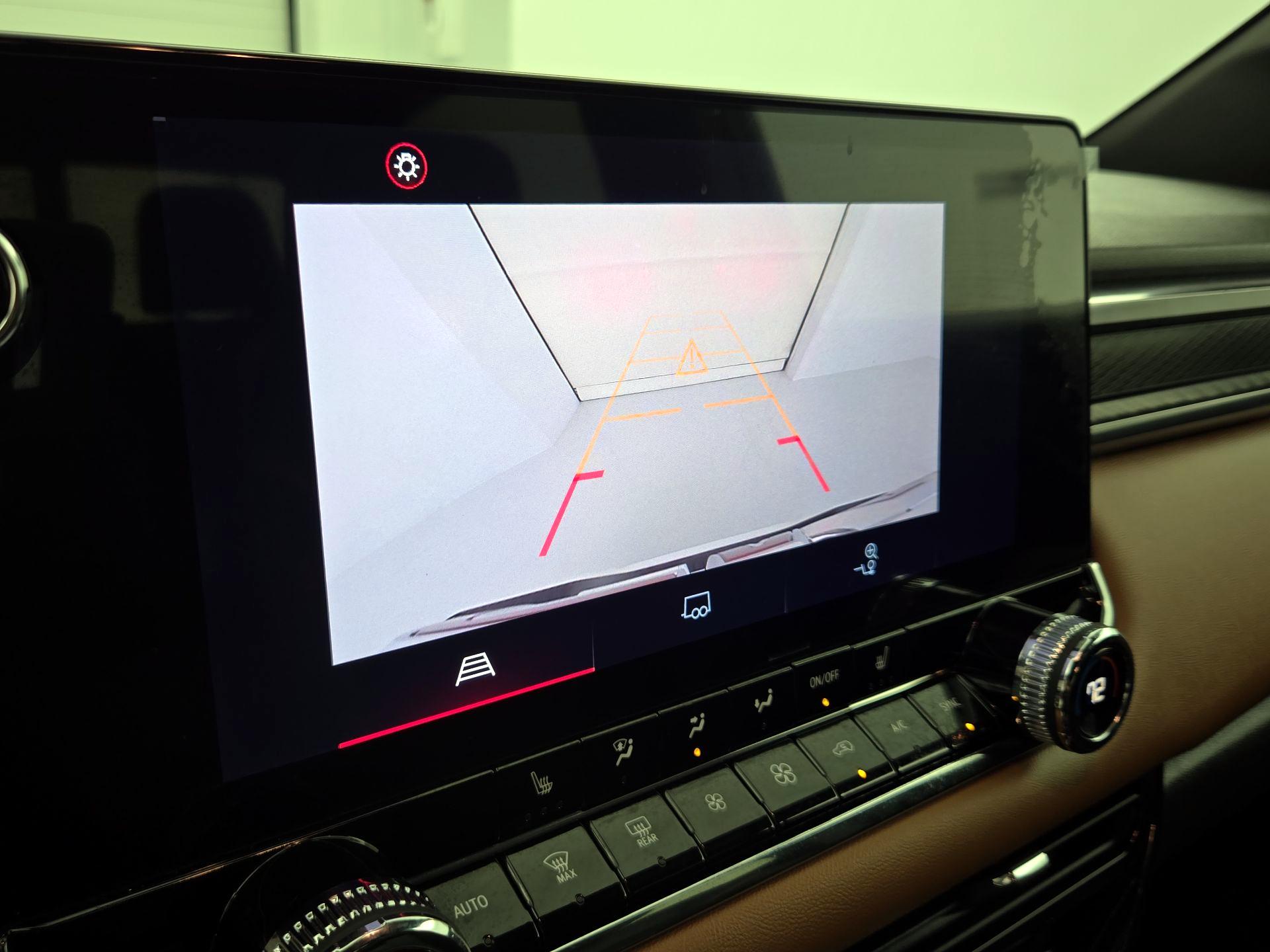 Thumbnail: 2023 GMC Canyon - 15