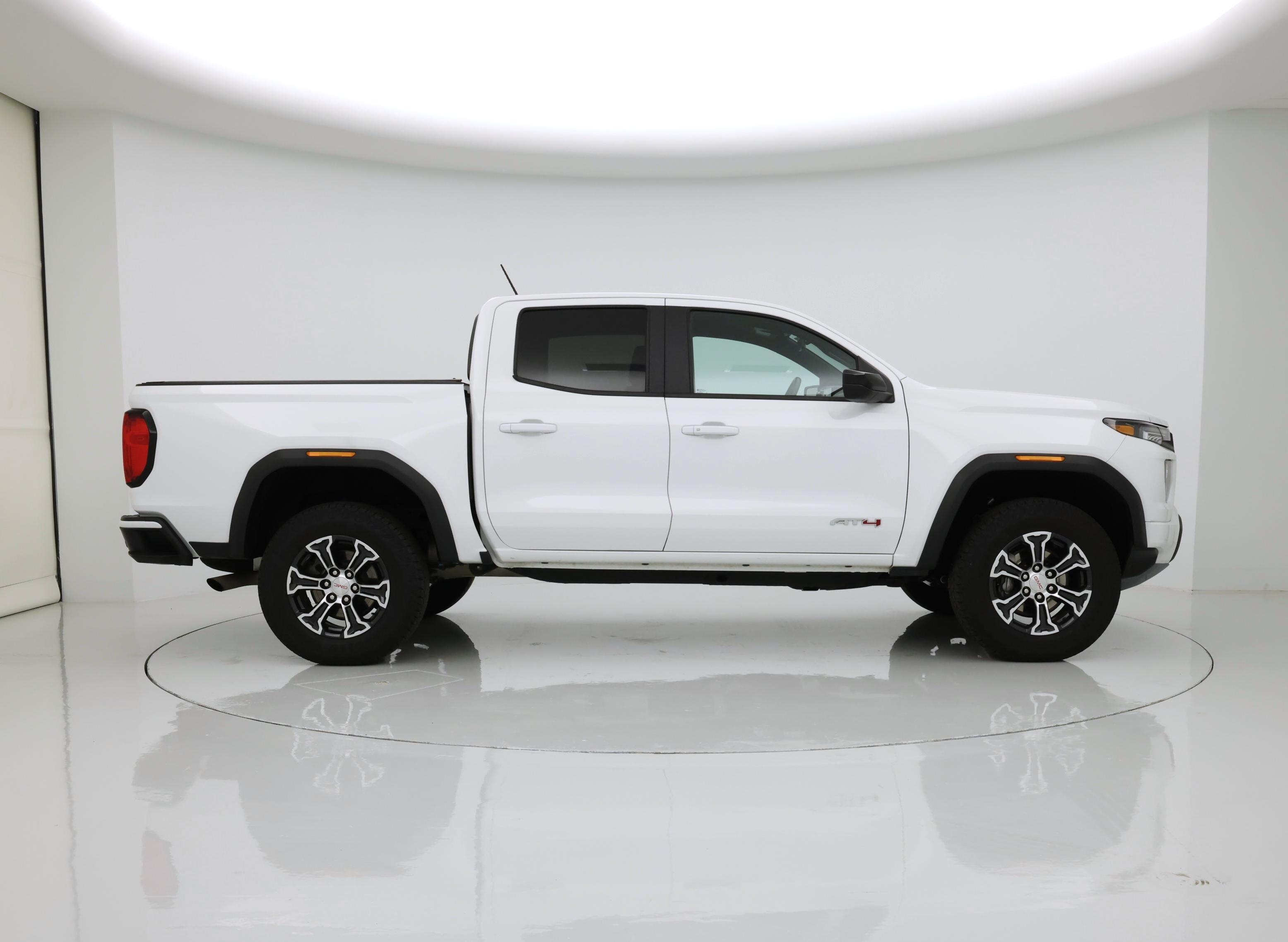 Thumbnail: 2023 GMC Canyon - 7