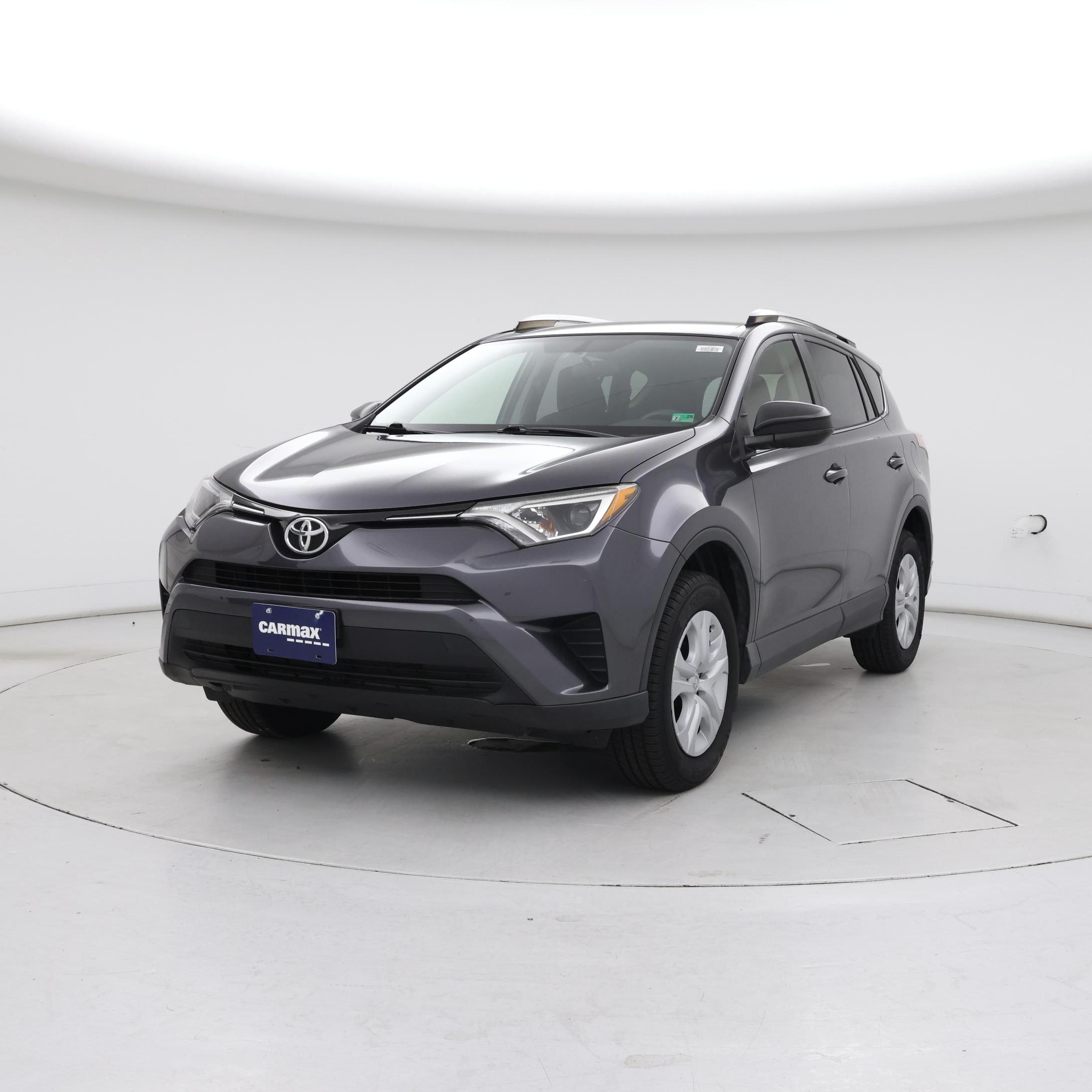 Thumbnail: 2016 Toyota RAV4 - 4