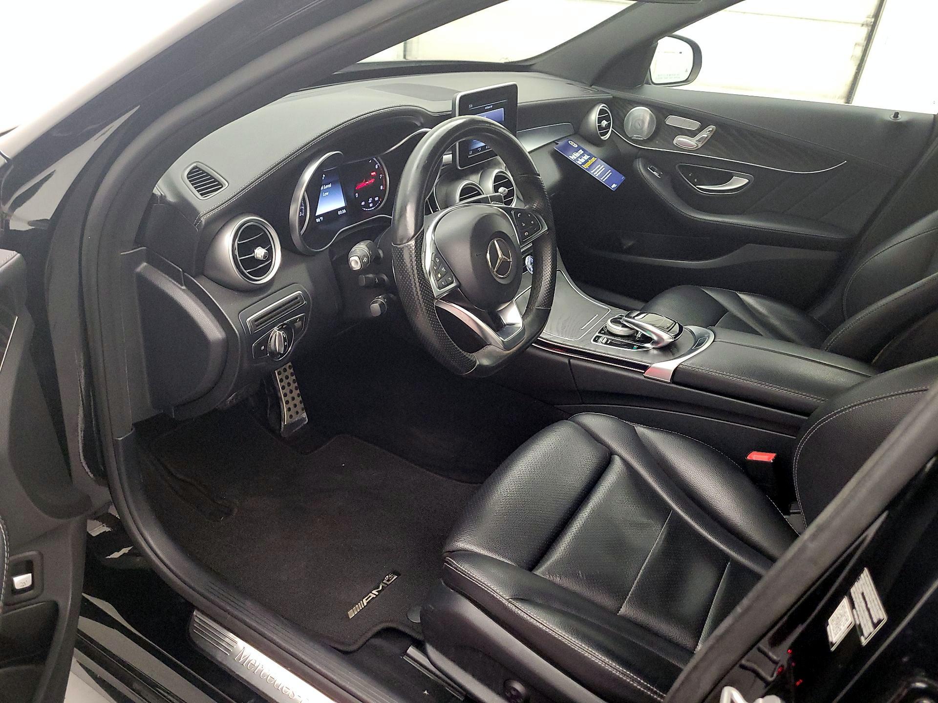 Thumbnail: 2015 Mercedes-Benz C-Class - 11