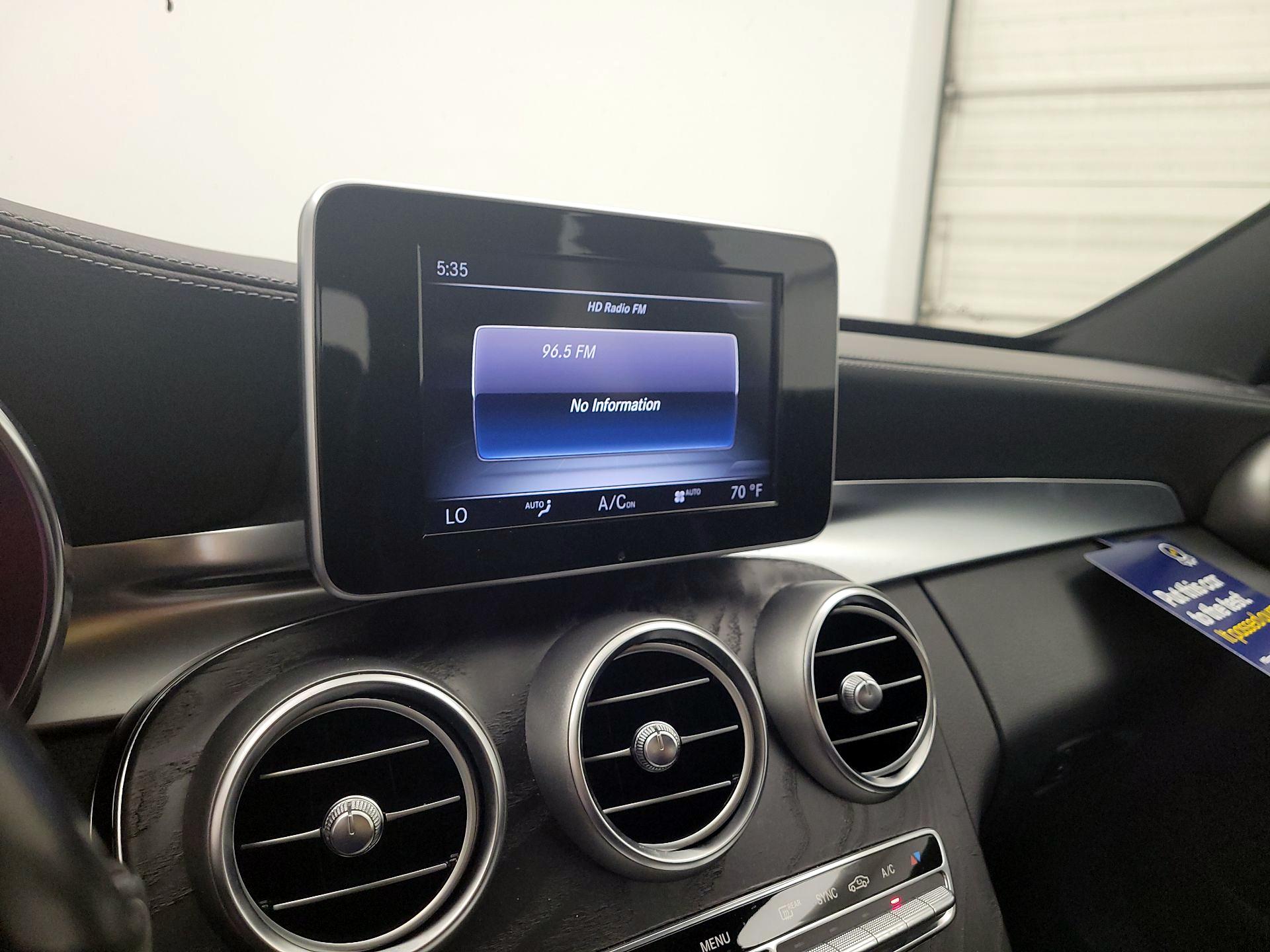 Thumbnail: 2015 Mercedes-Benz C-Class - 13