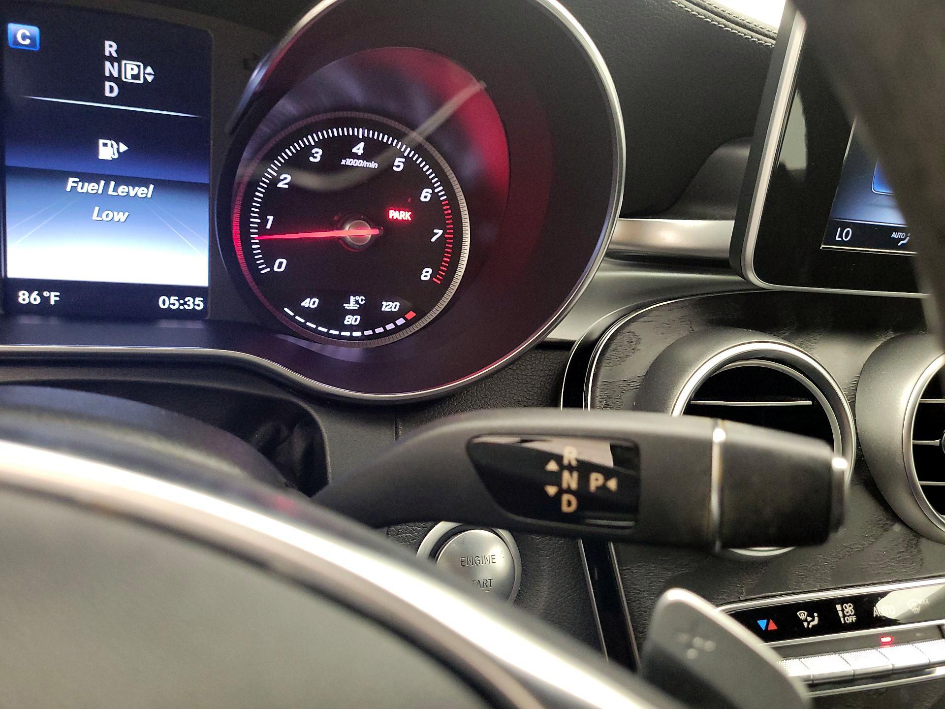 Thumbnail: 2015 Mercedes-Benz C-Class - 15